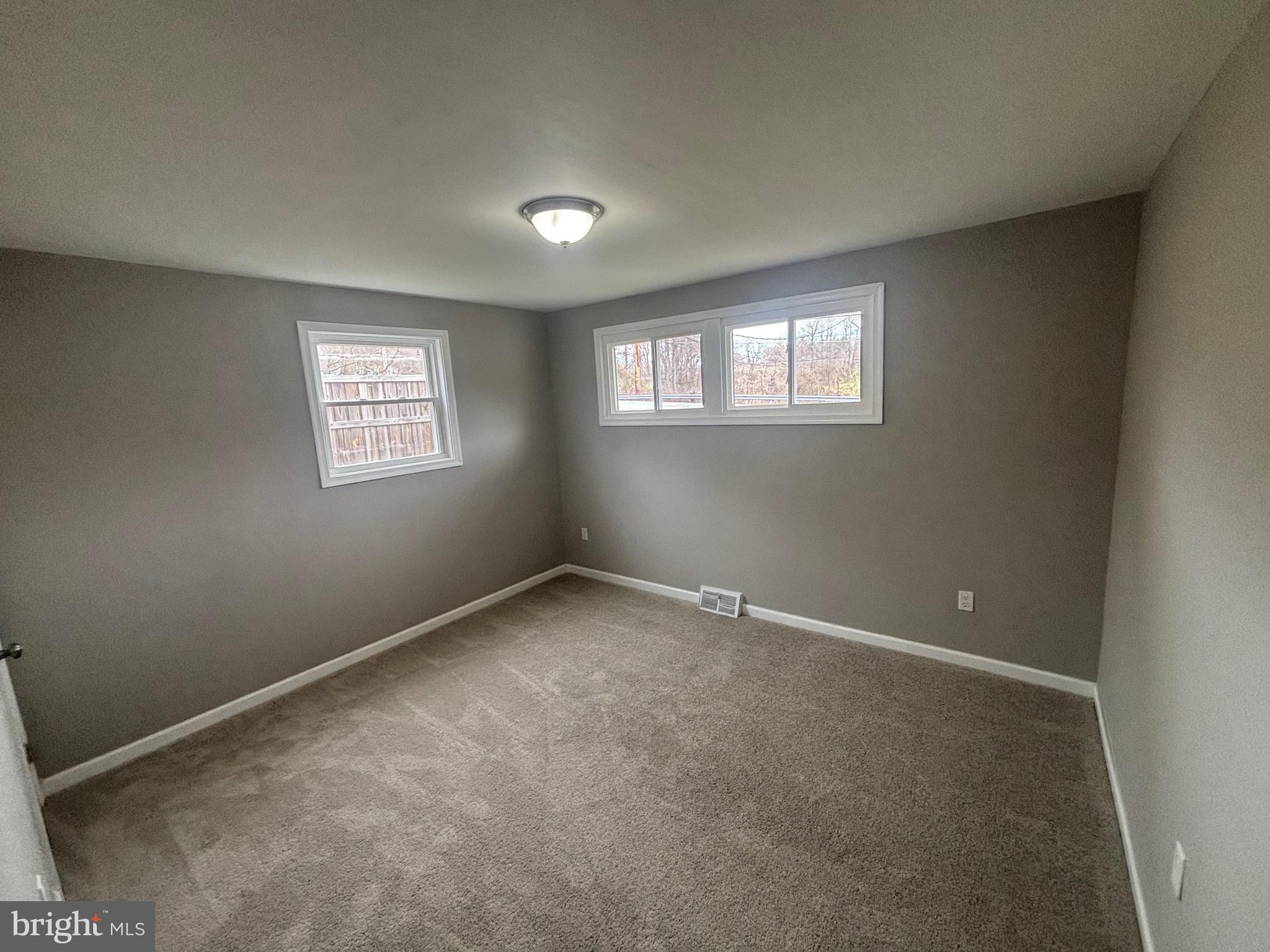 REISTERSTOWN - Residential