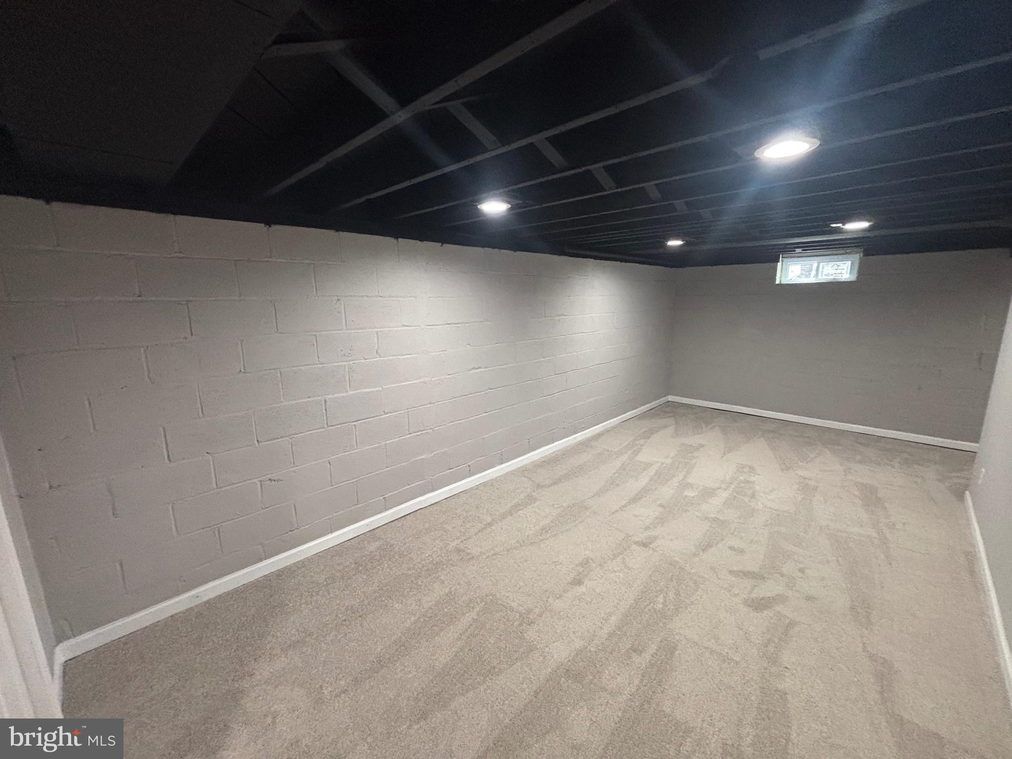 REISTERSTOWN - Residential