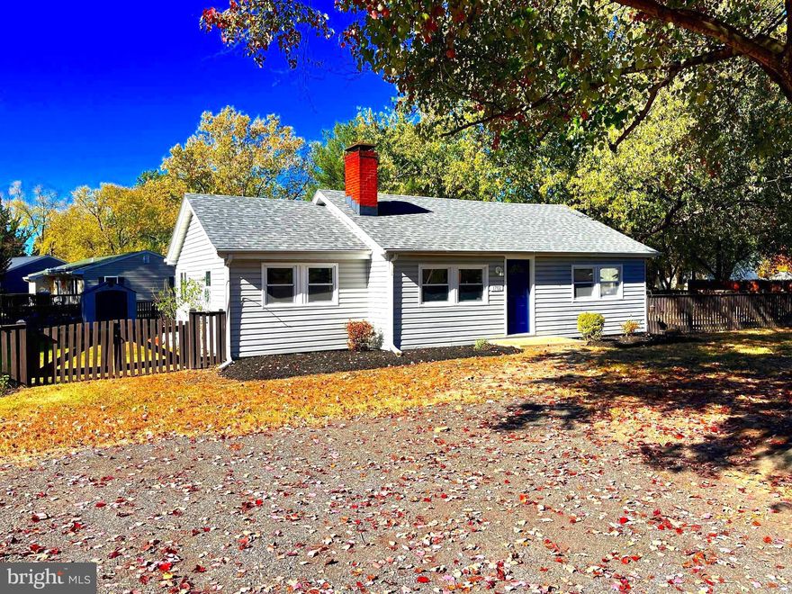 Amazing and affordable new price! Why rent when you can own your own home, This Kent Island charming rancher in Harbor View is a super cutie.* A newer roof in 2020 and encapsulated crawlspace.* An updated spacious kitchen with loads of cabinets. A brand new  HVAC system, freshly  painted and gleaming laminate floors. A large fenced yard with rear deck,  fire pit ,storage shed . Located on a corner lot with loads of mature trees. A cozy brick fireplace with wood stove insert perfect for the cold winter nights. . **Community park*So convenient to route 50, shopping , shopping, Kent Narrows water and fine dining. This home is turn key and ready for awesome Kent Island Living. You are already paying a mortgage, just not yours. Be in your own house for the holidays.