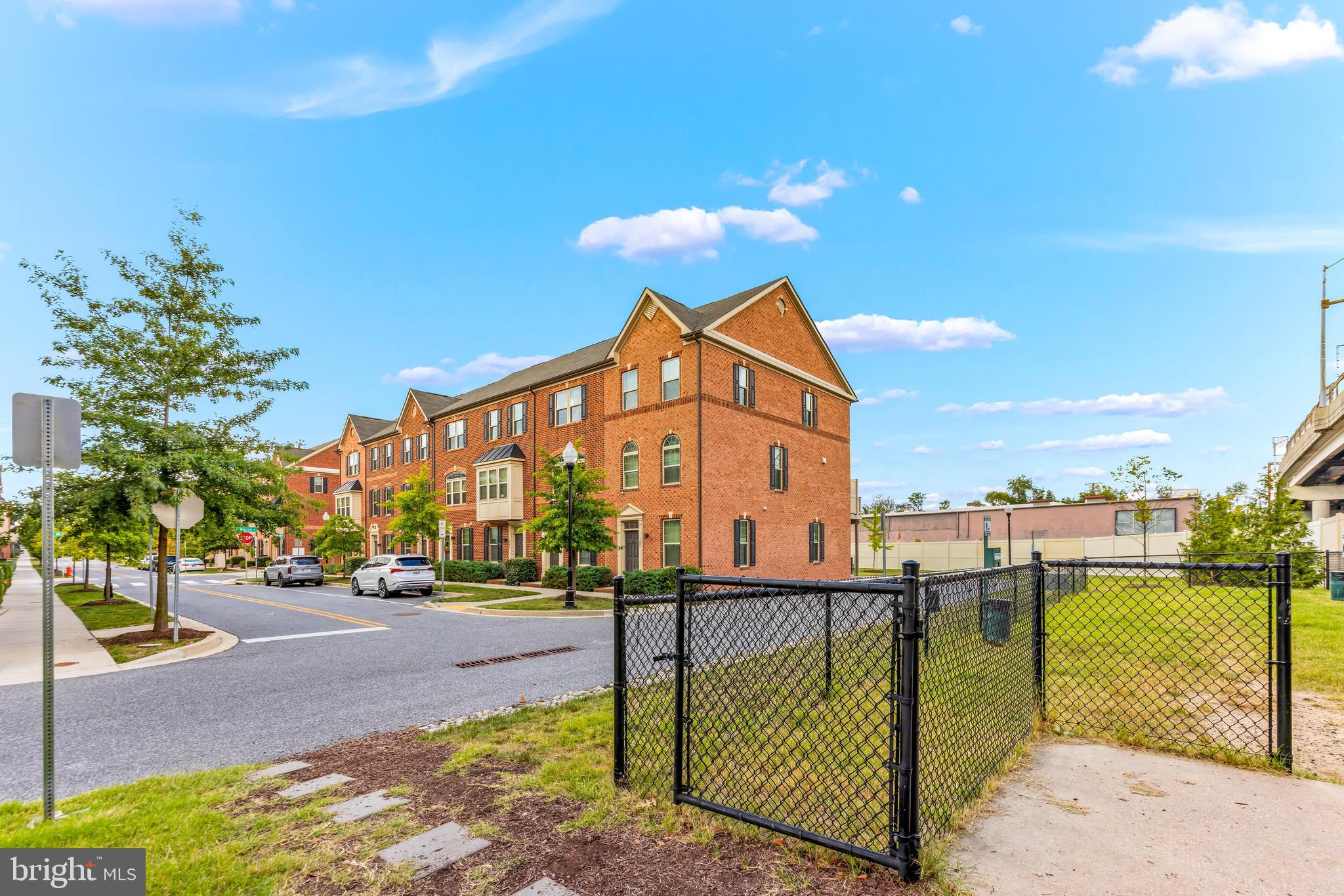 OLDHAM CROSSING - Residential