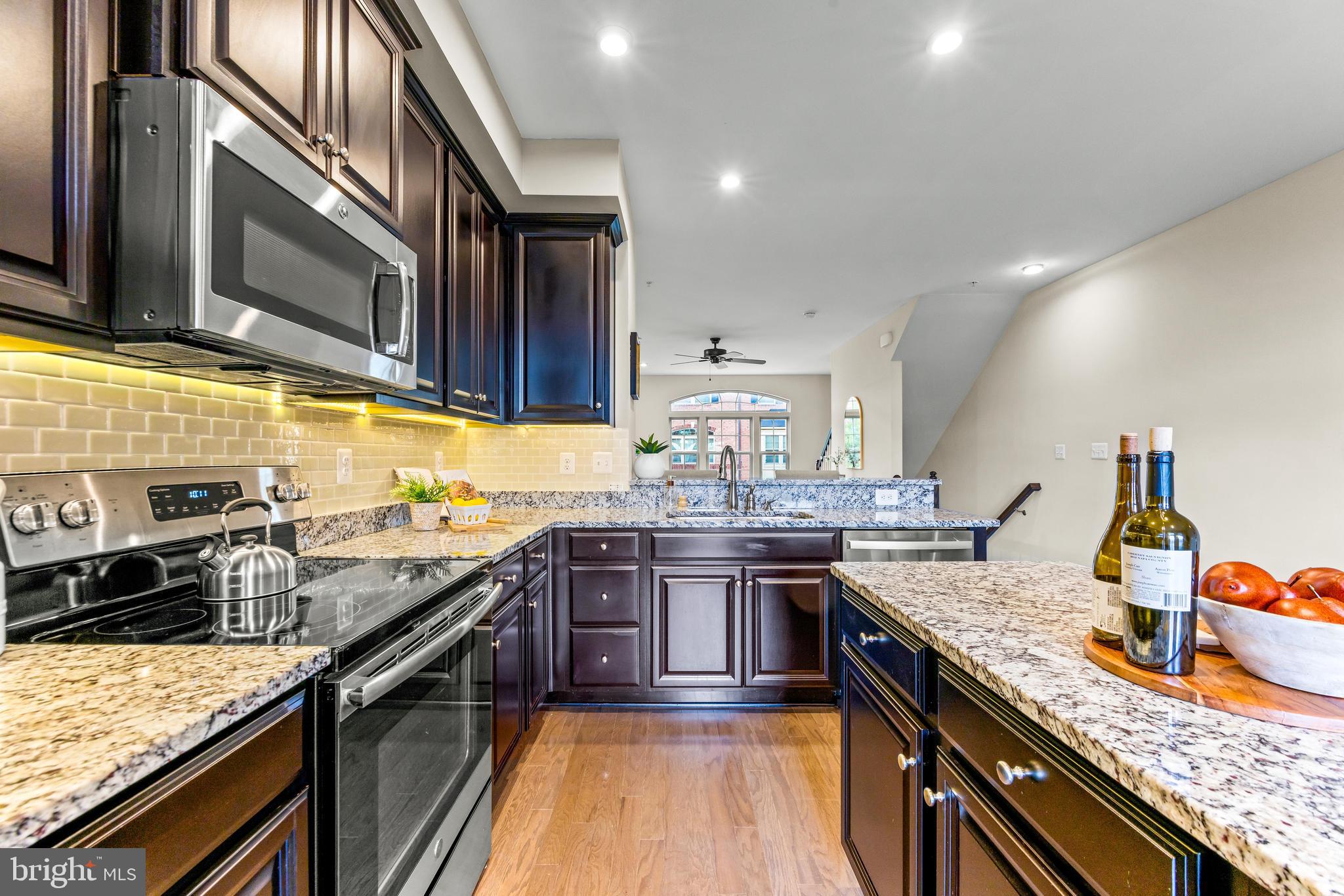 OLDHAM CROSSING - Residential