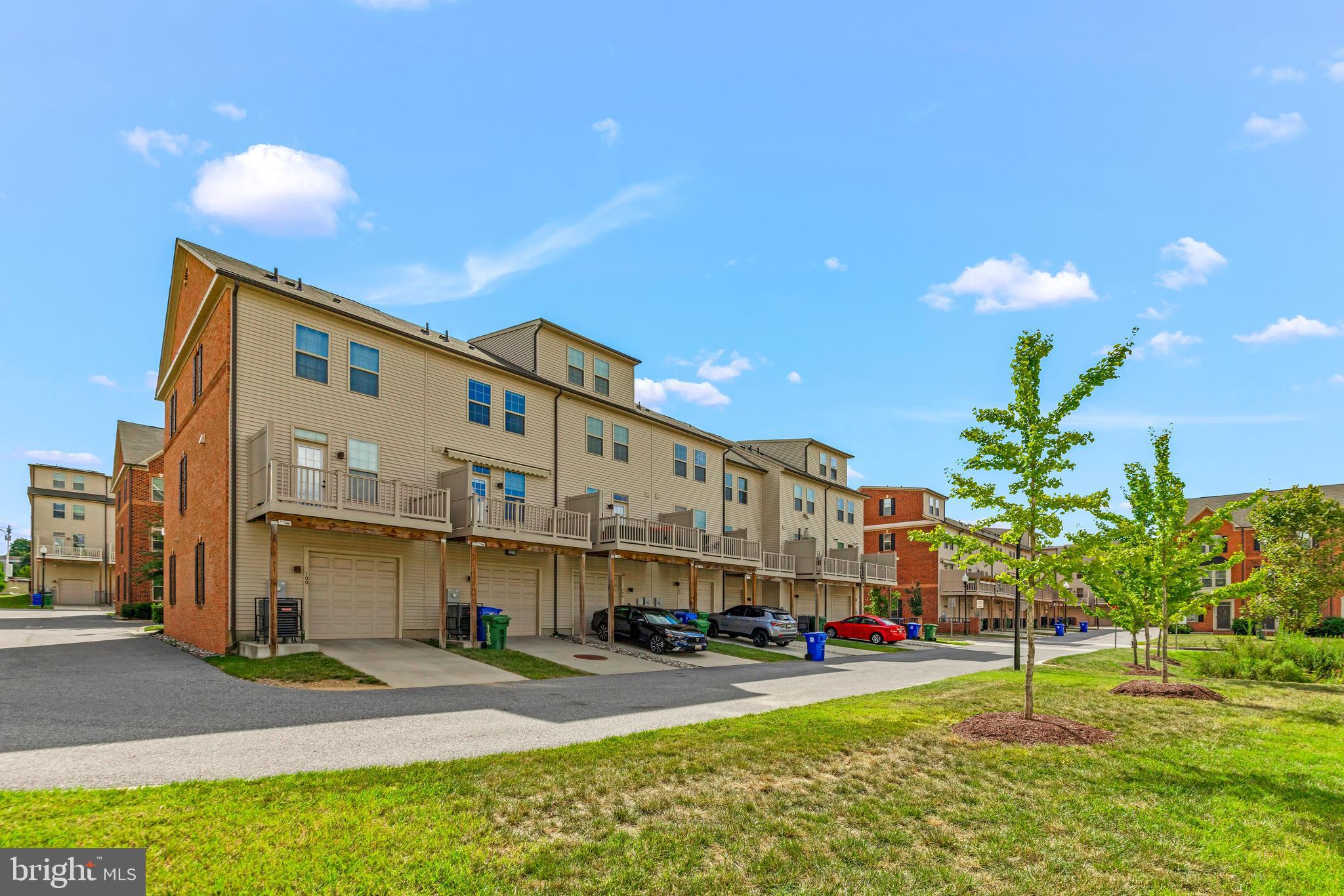 OLDHAM CROSSING - Residential