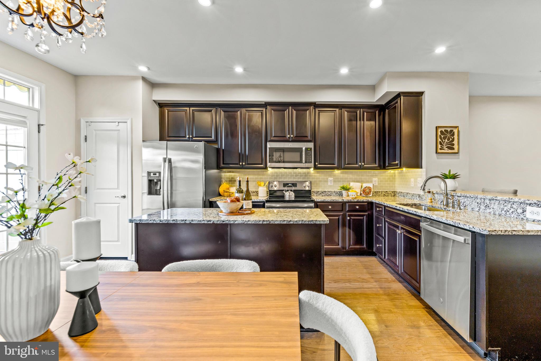 OLDHAM CROSSING - Residential