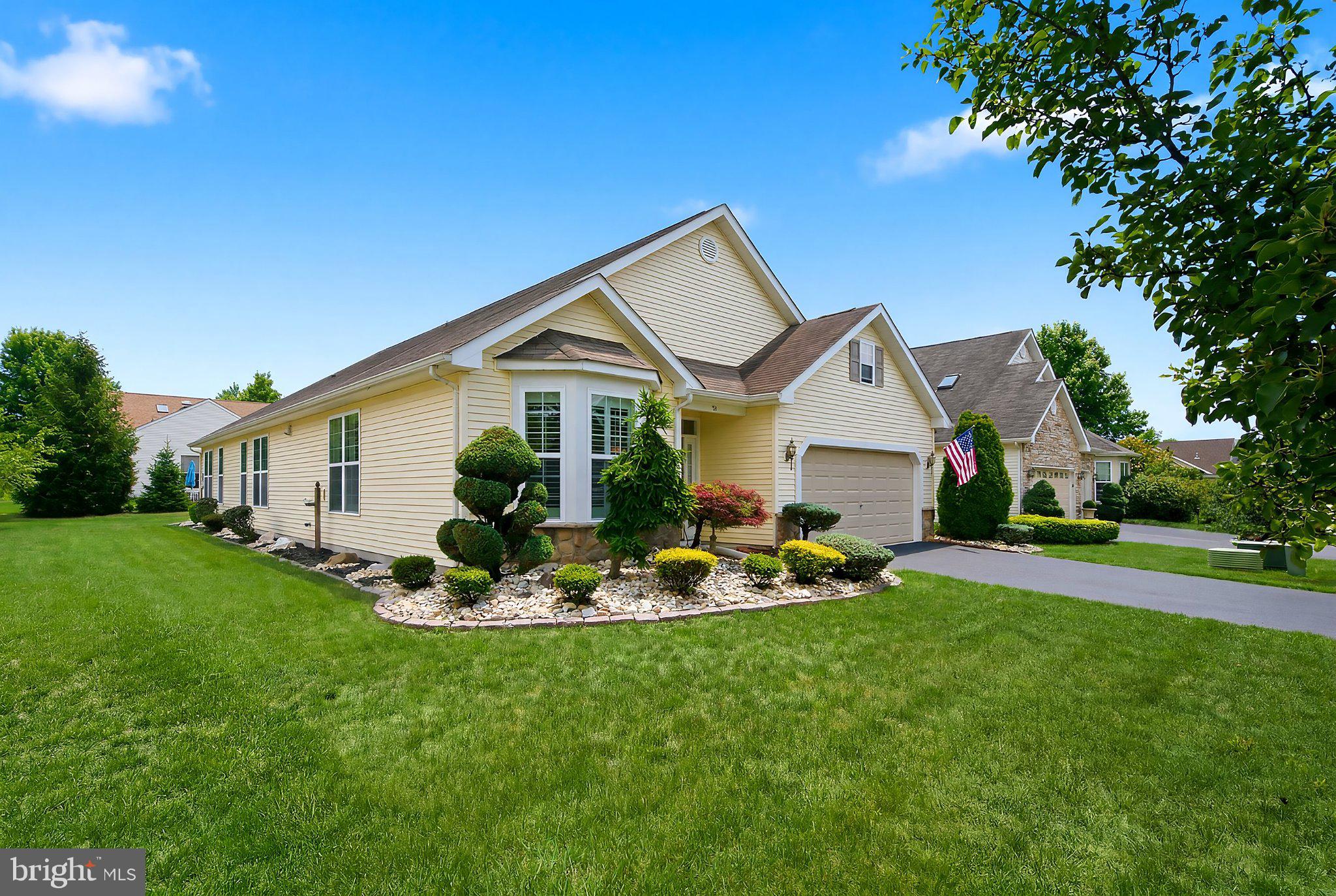 714 HOLLYBROOK LANE