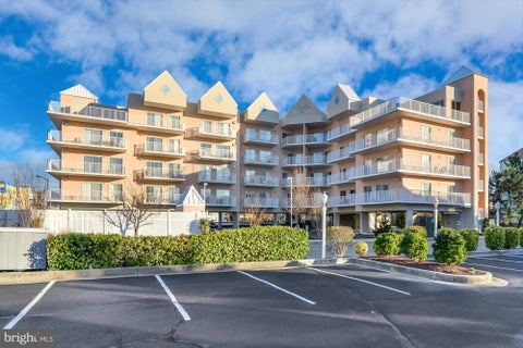 Photo of 103 125th Street #40400, OCEAN CITY, MD 21842 (MLS # MDWO2041430)