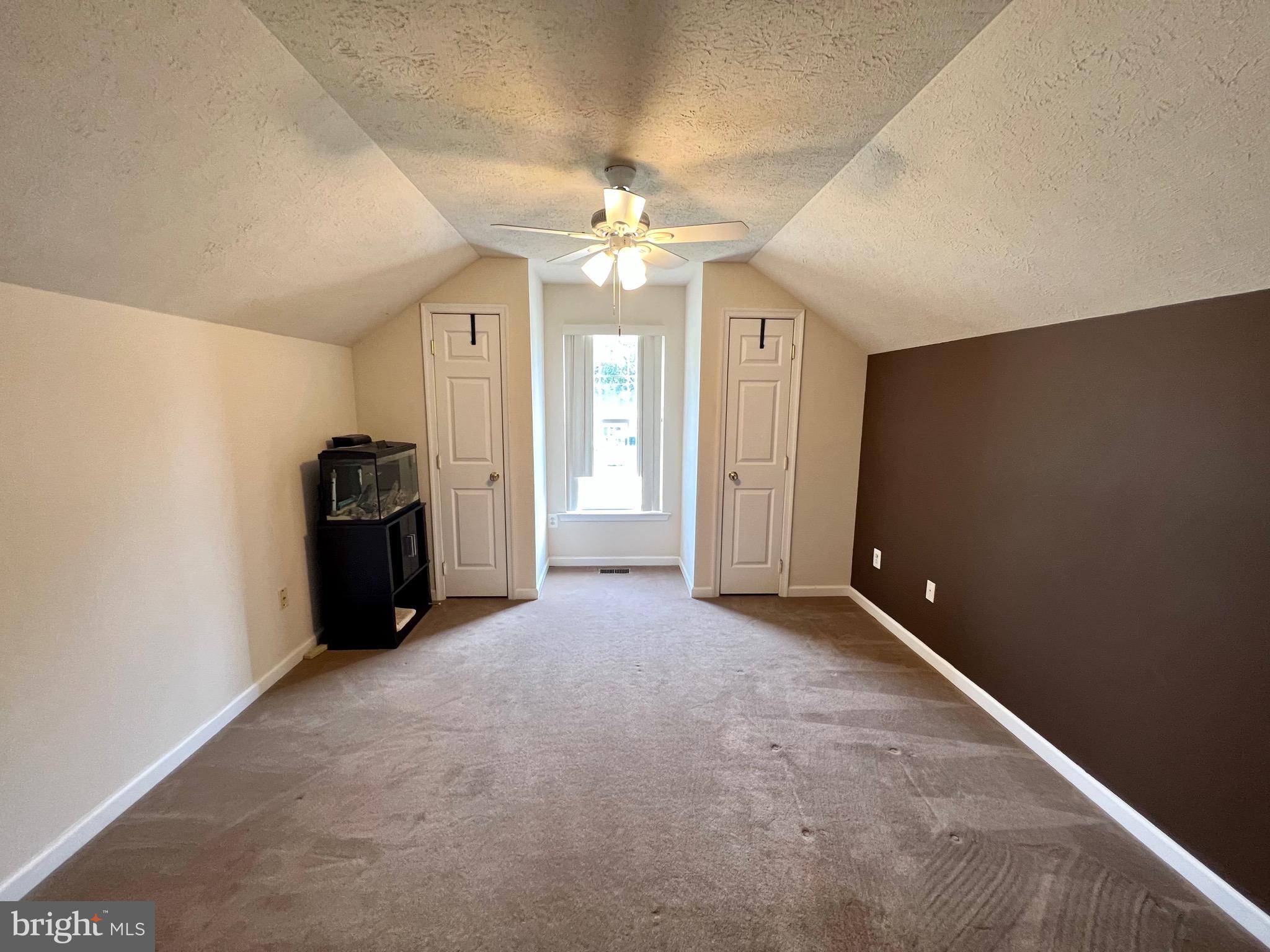 OLIVER BEACH - Residential