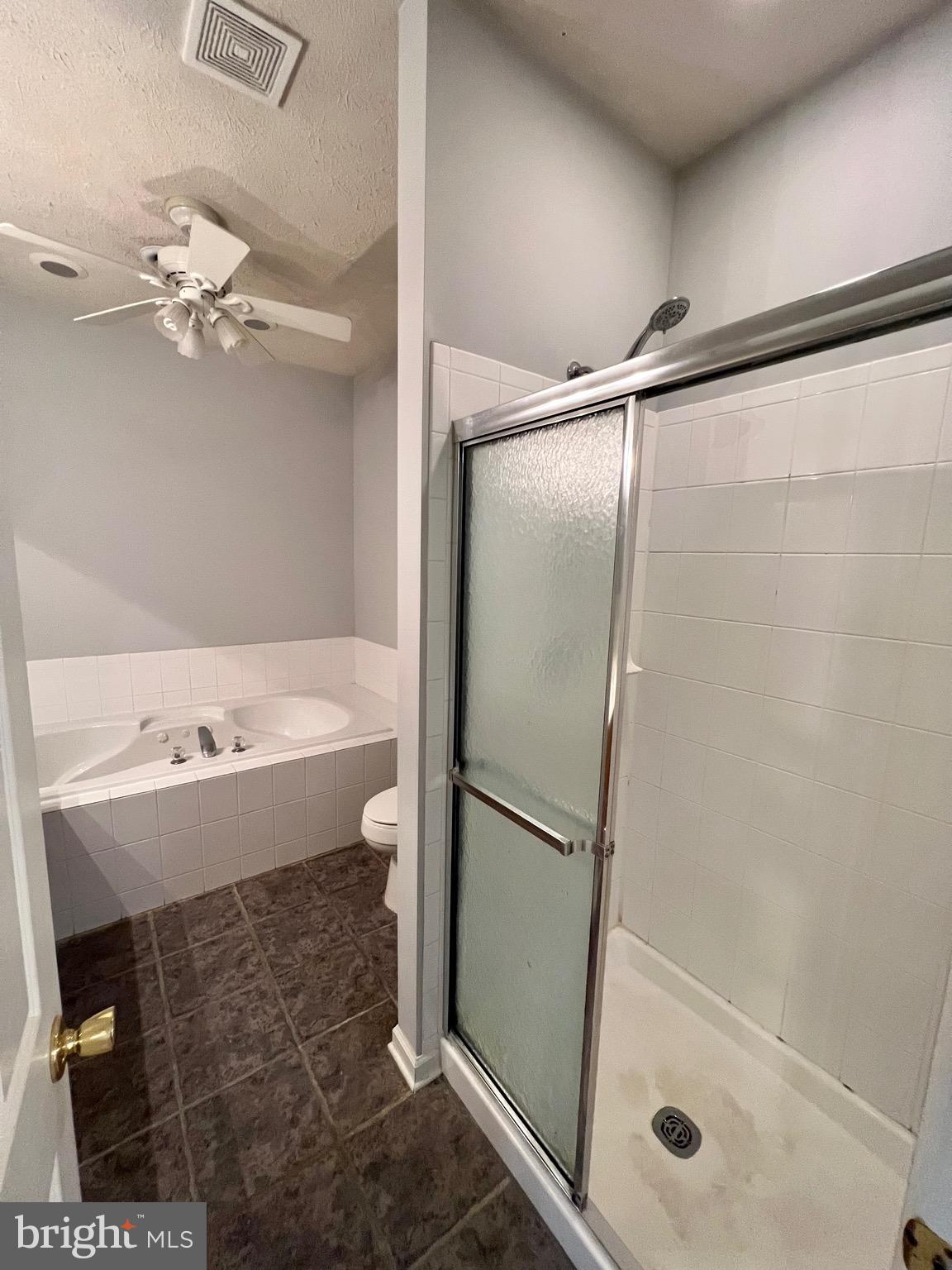 OLIVER BEACH - Residential