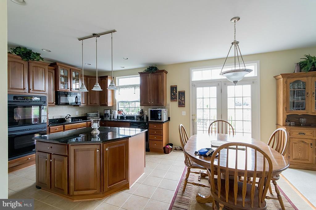 ARCHERS ROCK - Residential