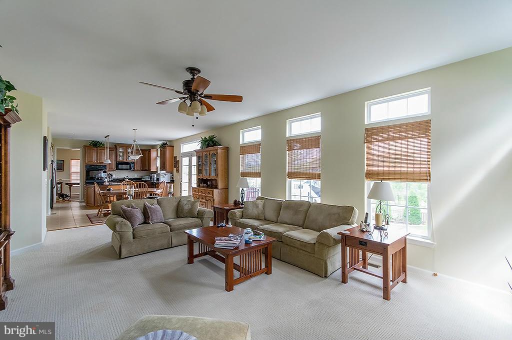 ARCHERS ROCK - Residential