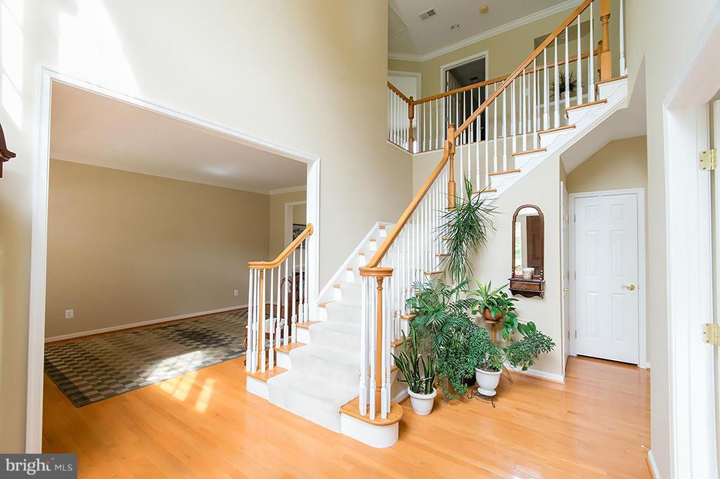 ARCHERS ROCK - Residential