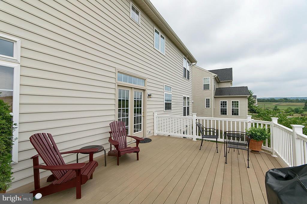 ARCHERS ROCK - Residential