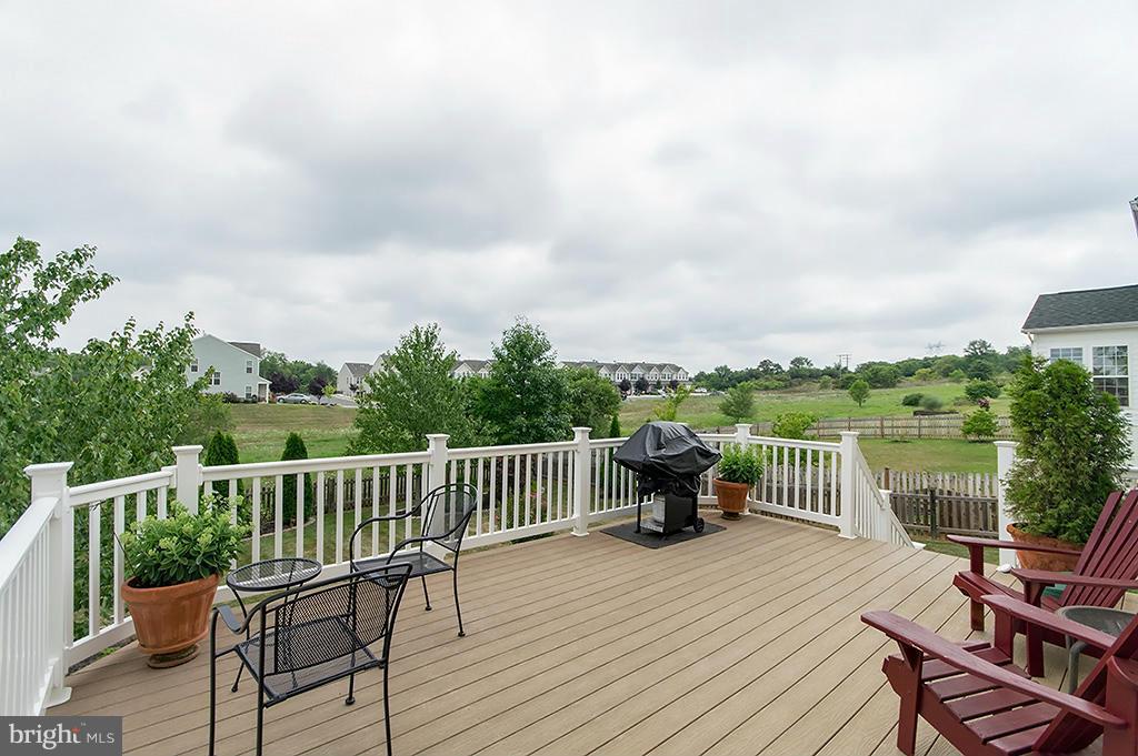 ARCHERS ROCK - Residential