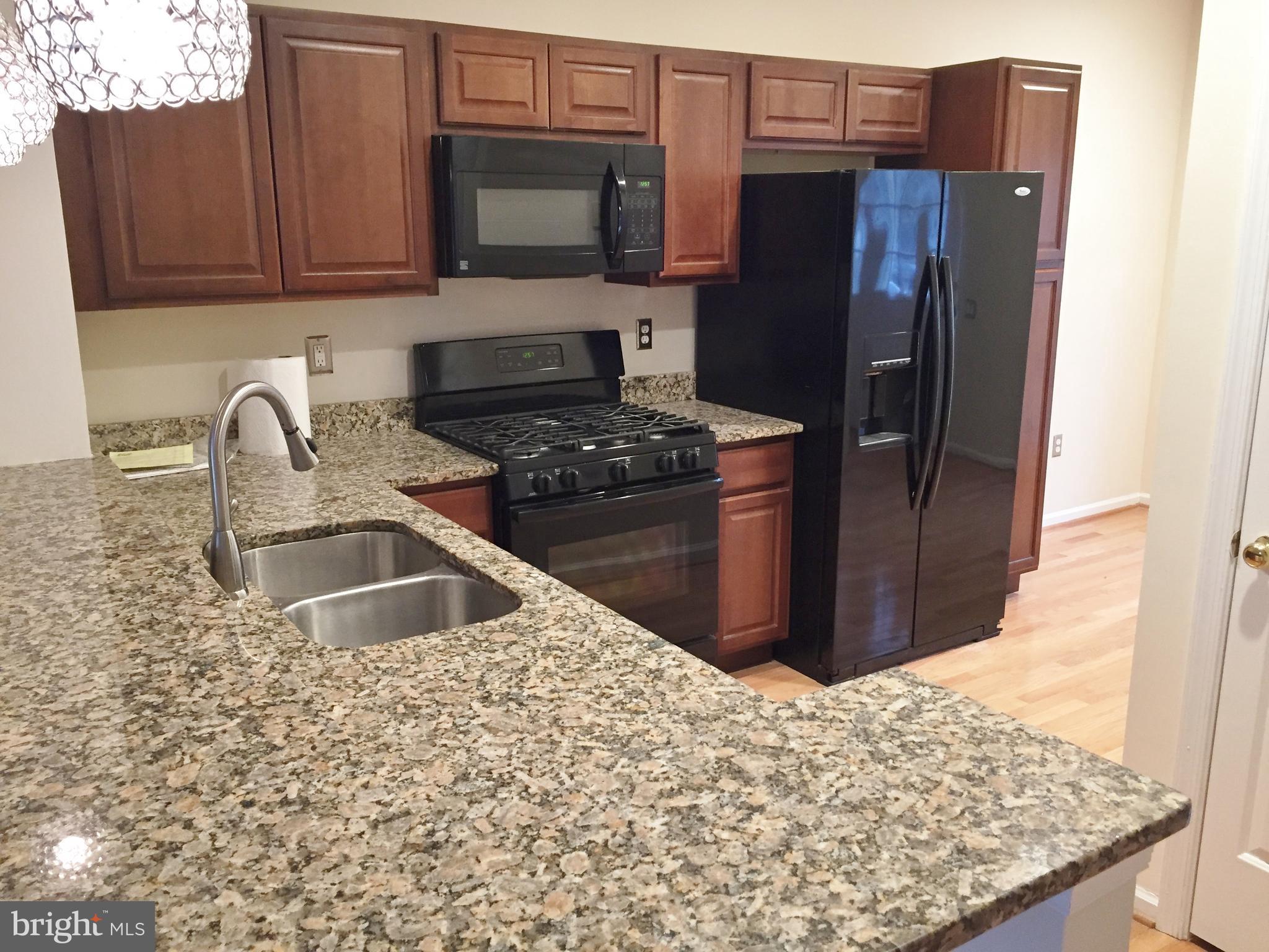 WOODSTONE - Residential