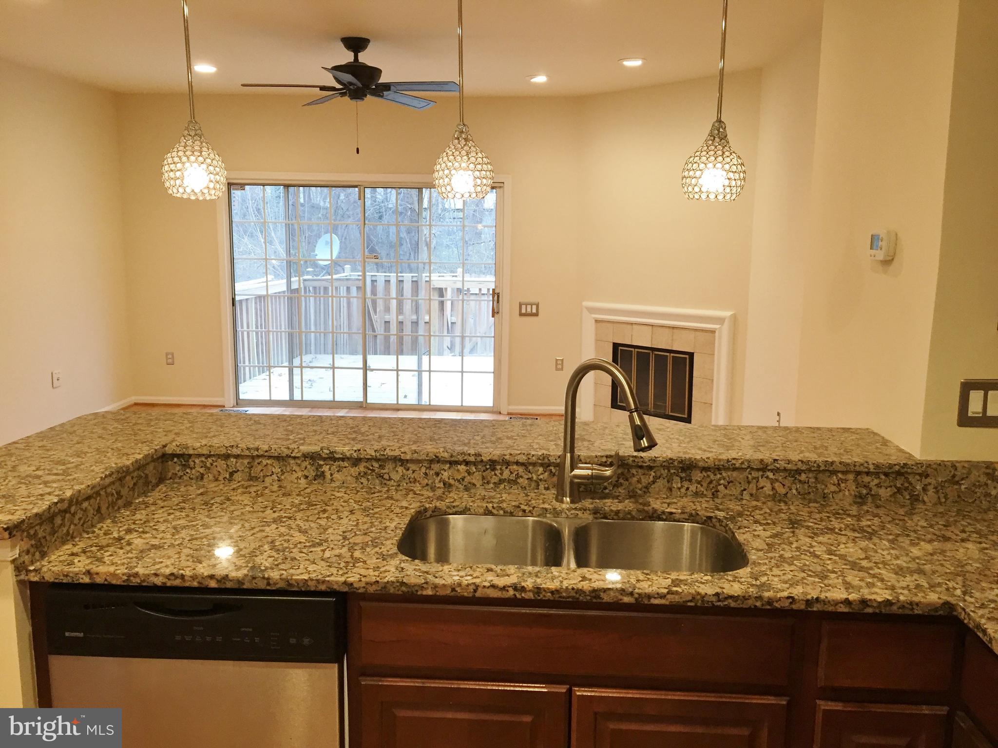 WOODSTONE - Residential