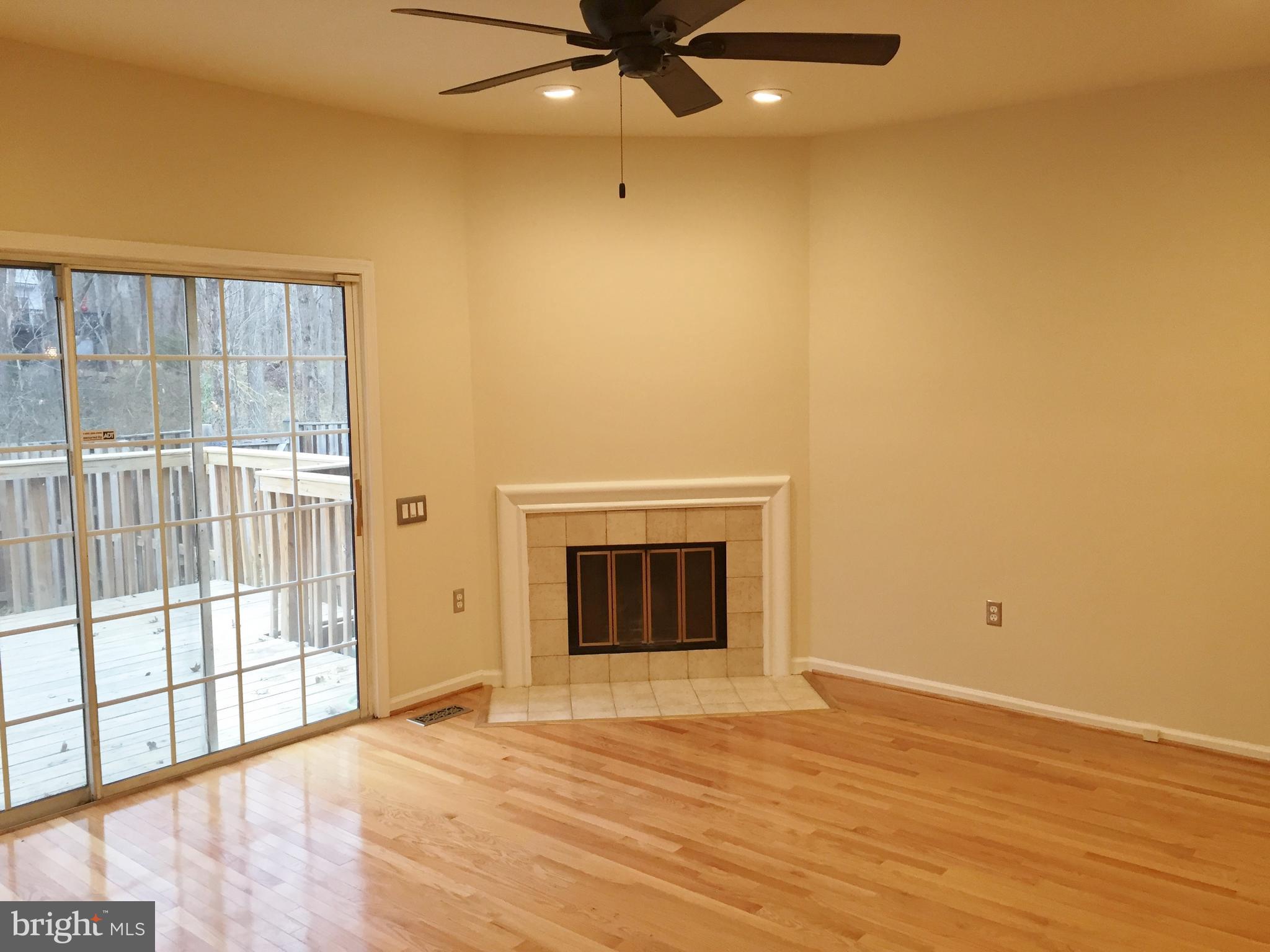 WOODSTONE - Residential