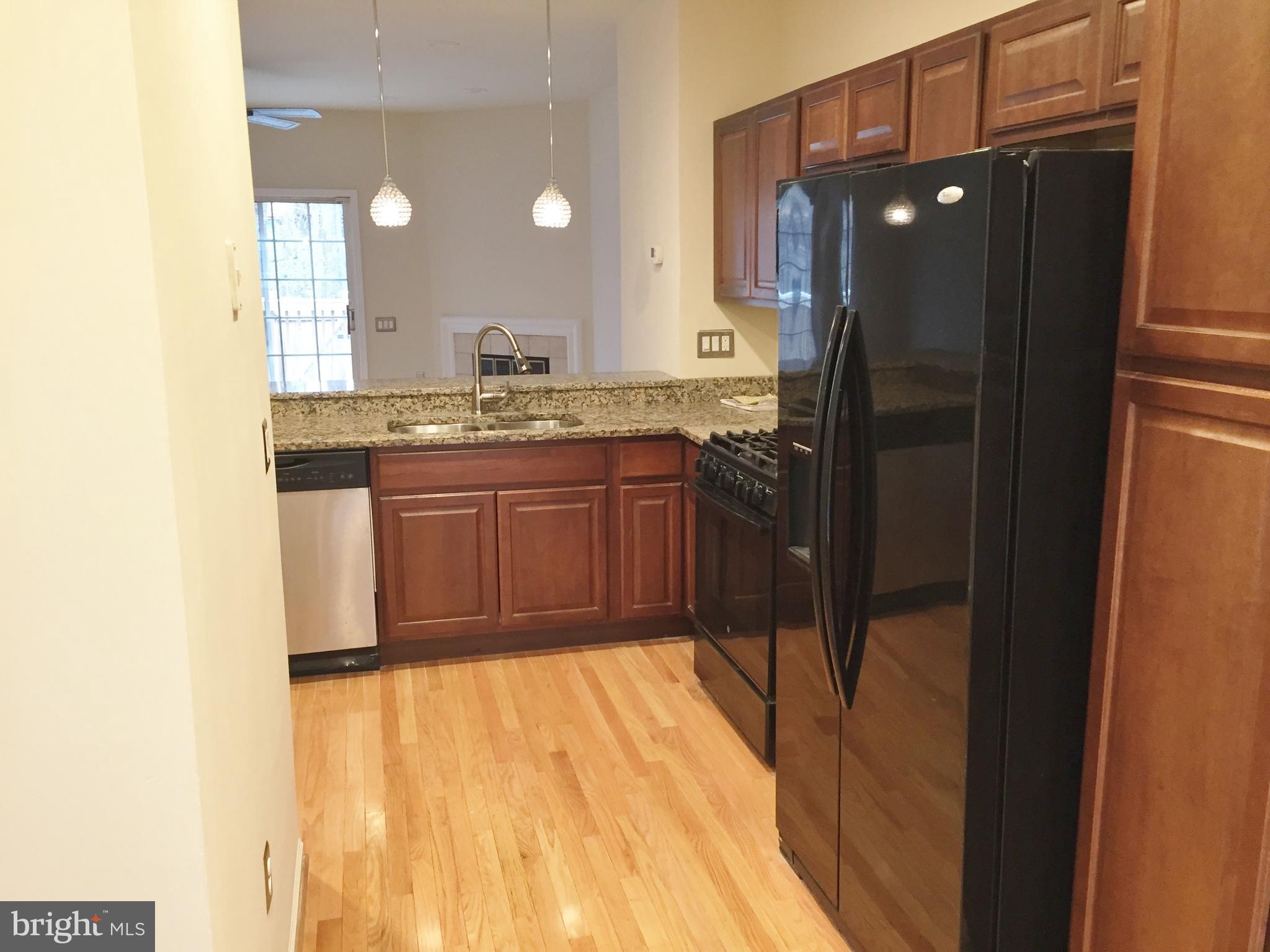 WOODSTONE - Residential