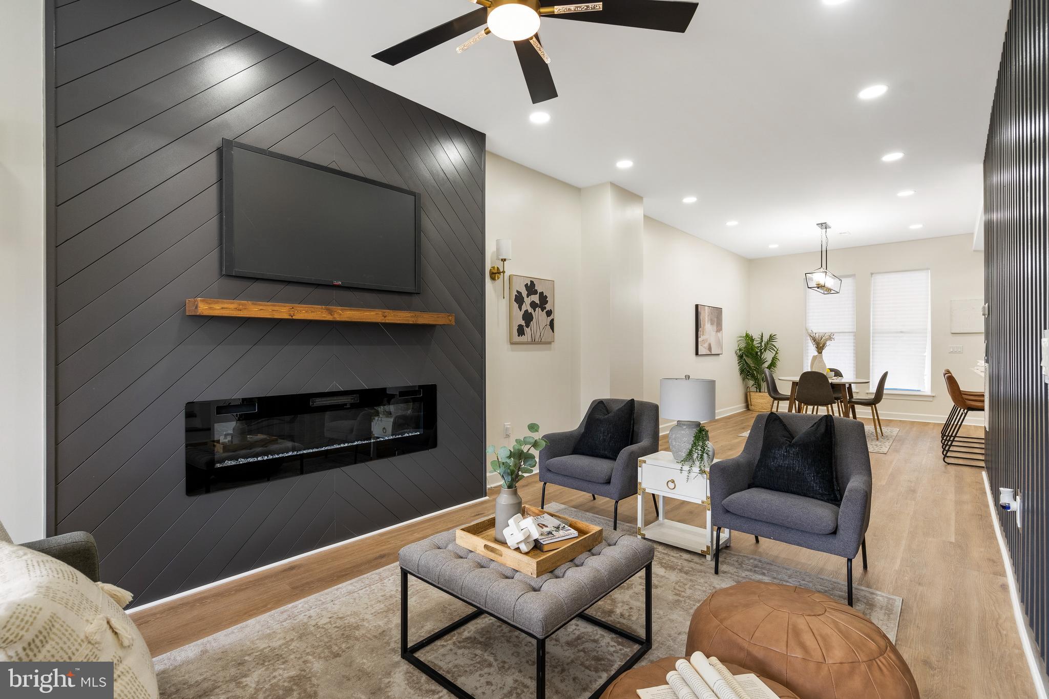 2419 HARLEM AVENUE