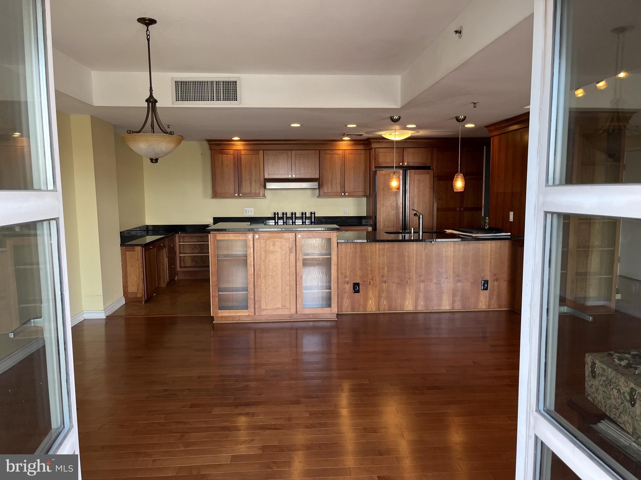 INNER HARBOR - Residential