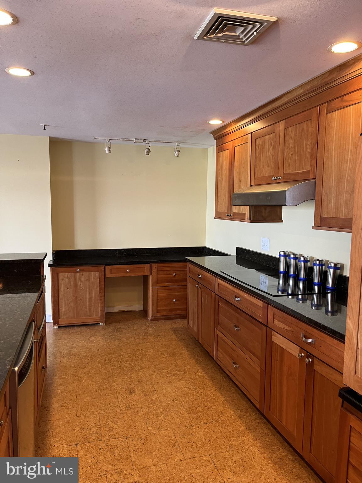 INNER HARBOR - Residential