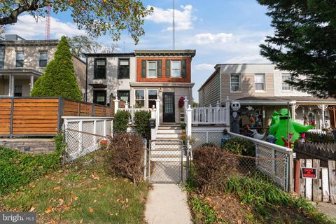 Photo of 2072 Rockrose Avenue, BALTIMORE, MD 21211 (MLS # MDBA2189220) Photo of 2072 Rockrose Avenue, BALTIMORE, MD 21211 (MLS # MDBA2189220)