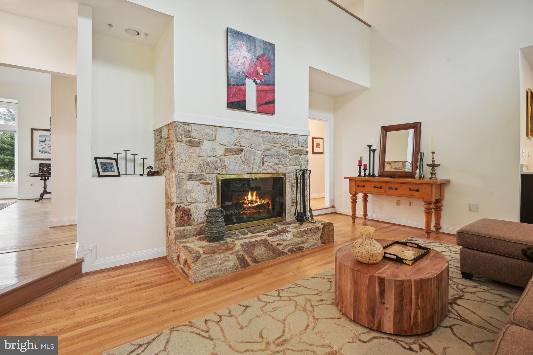 FALCONHURST - Residential