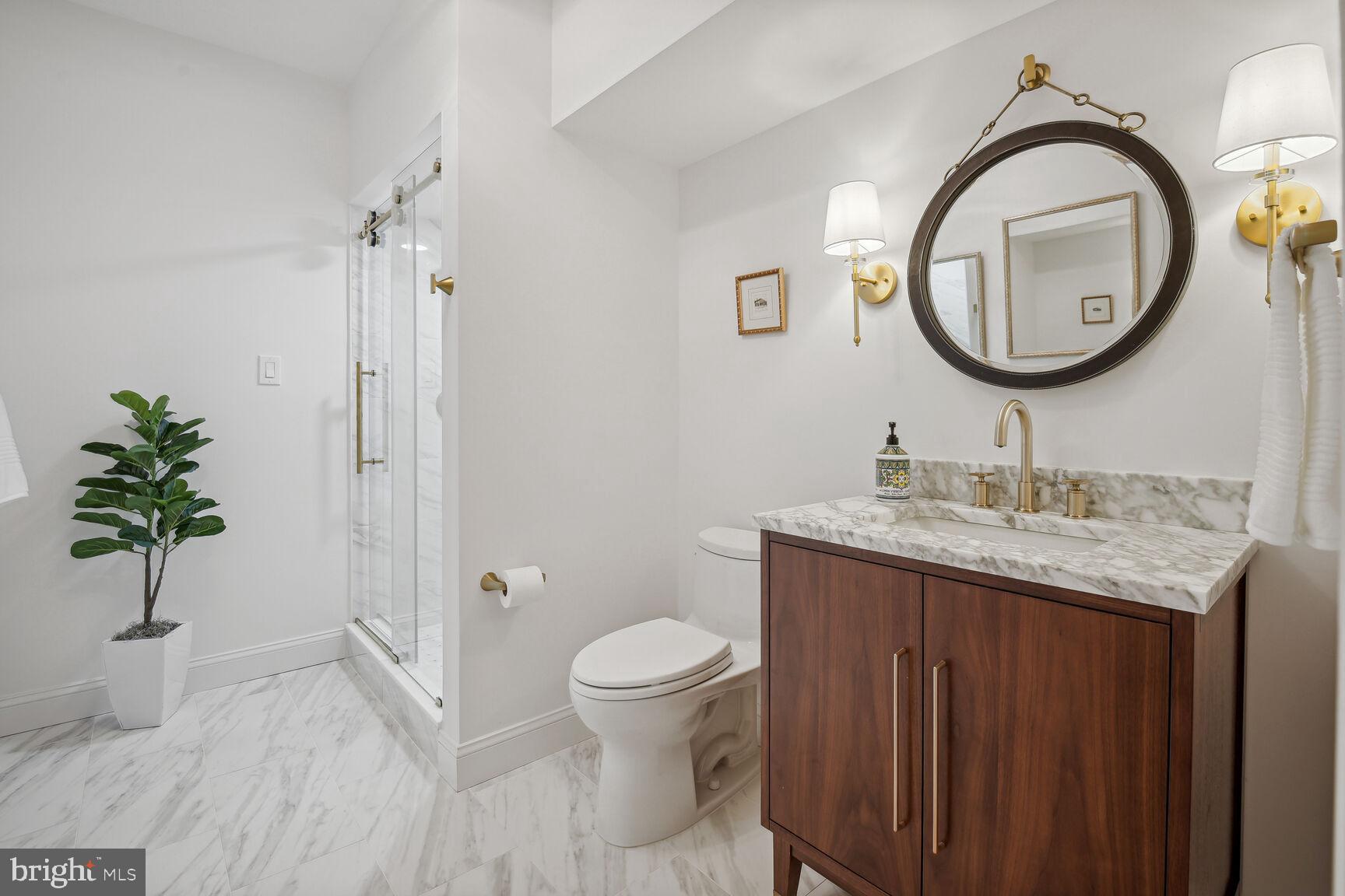 FALCONHURST - Residential