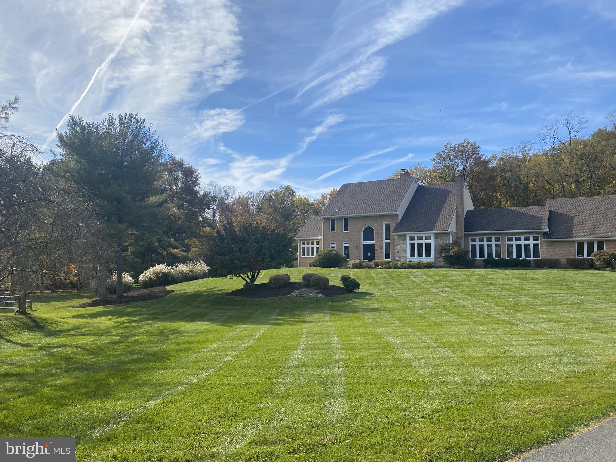 FALCONHURST - Residential