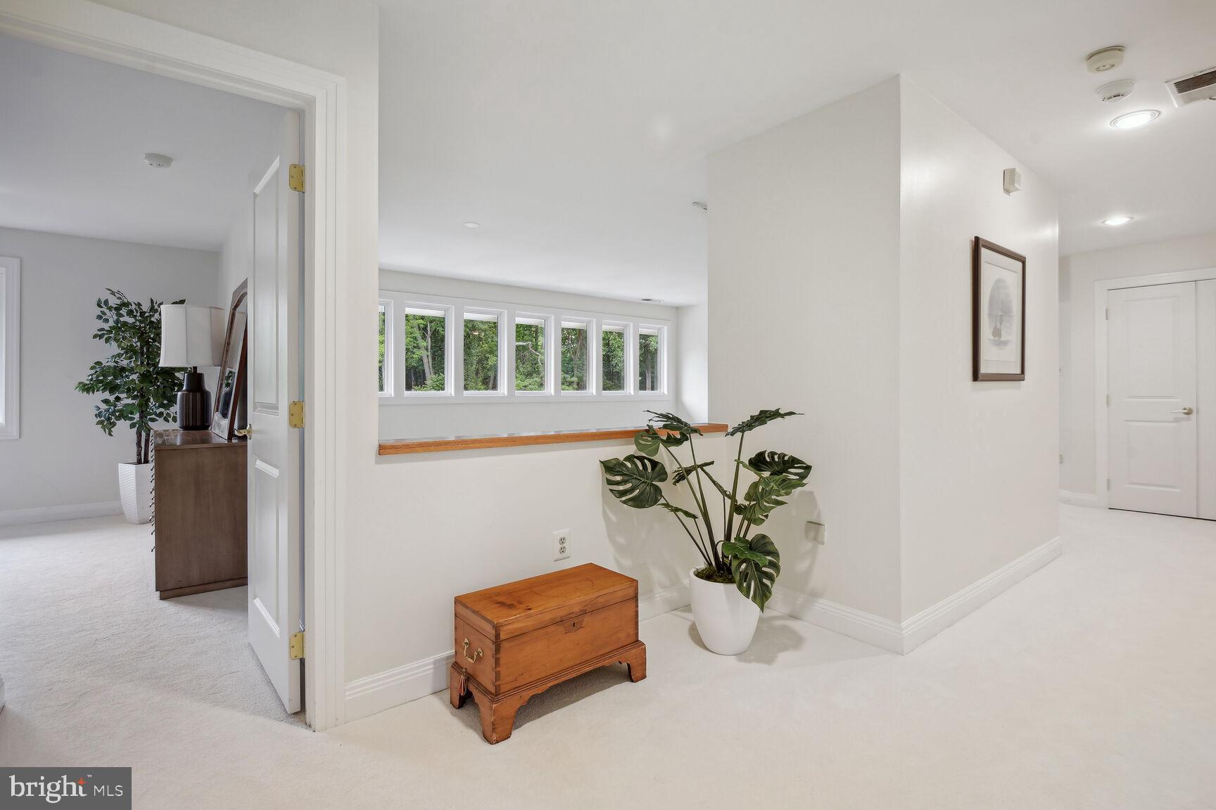 FALCONHURST - Residential