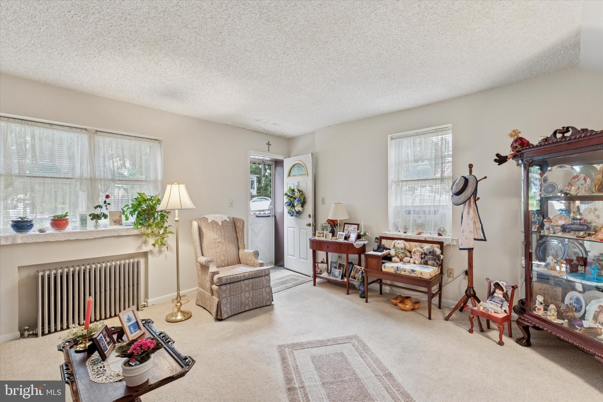 127 W 7TH AVENUE