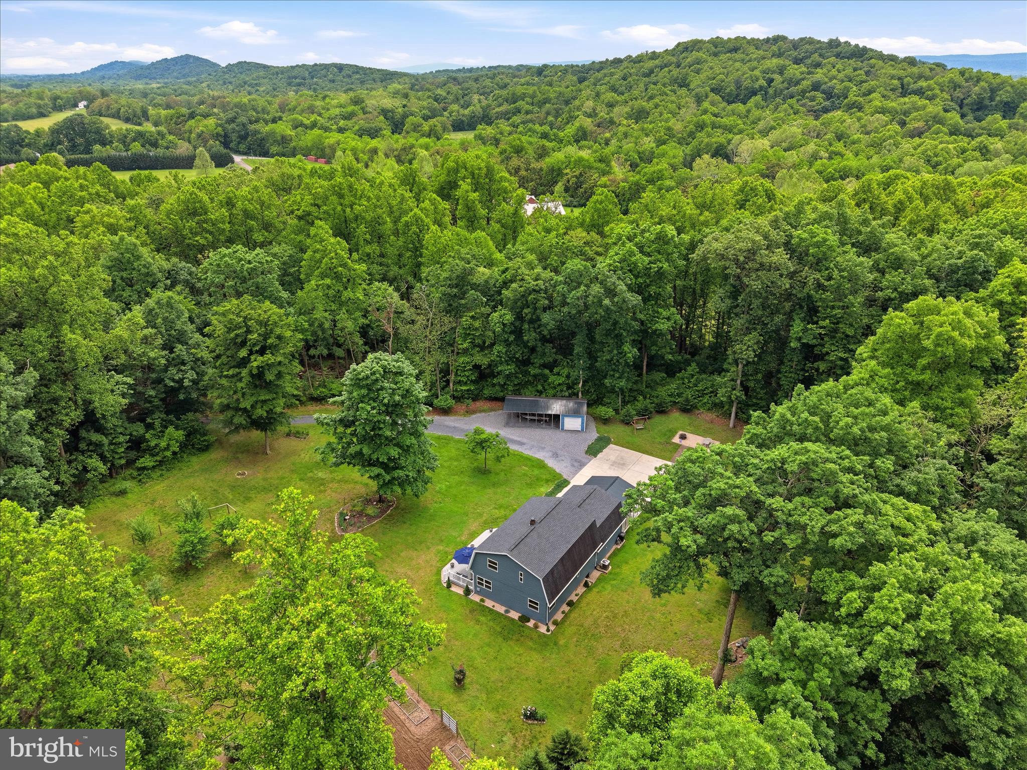 BROOKSTONE - Residential