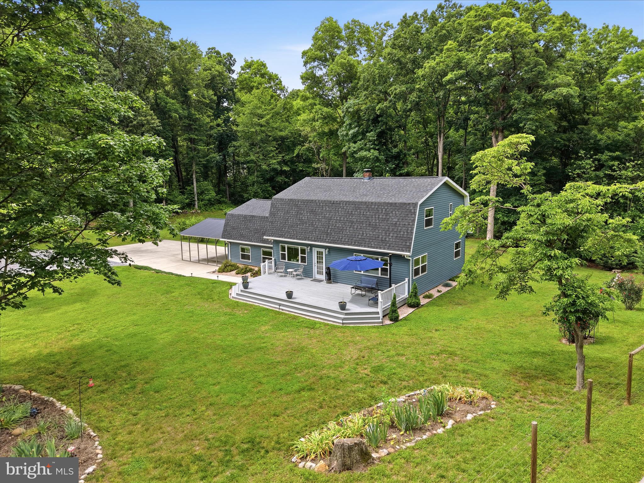 BROOKSTONE - Residential