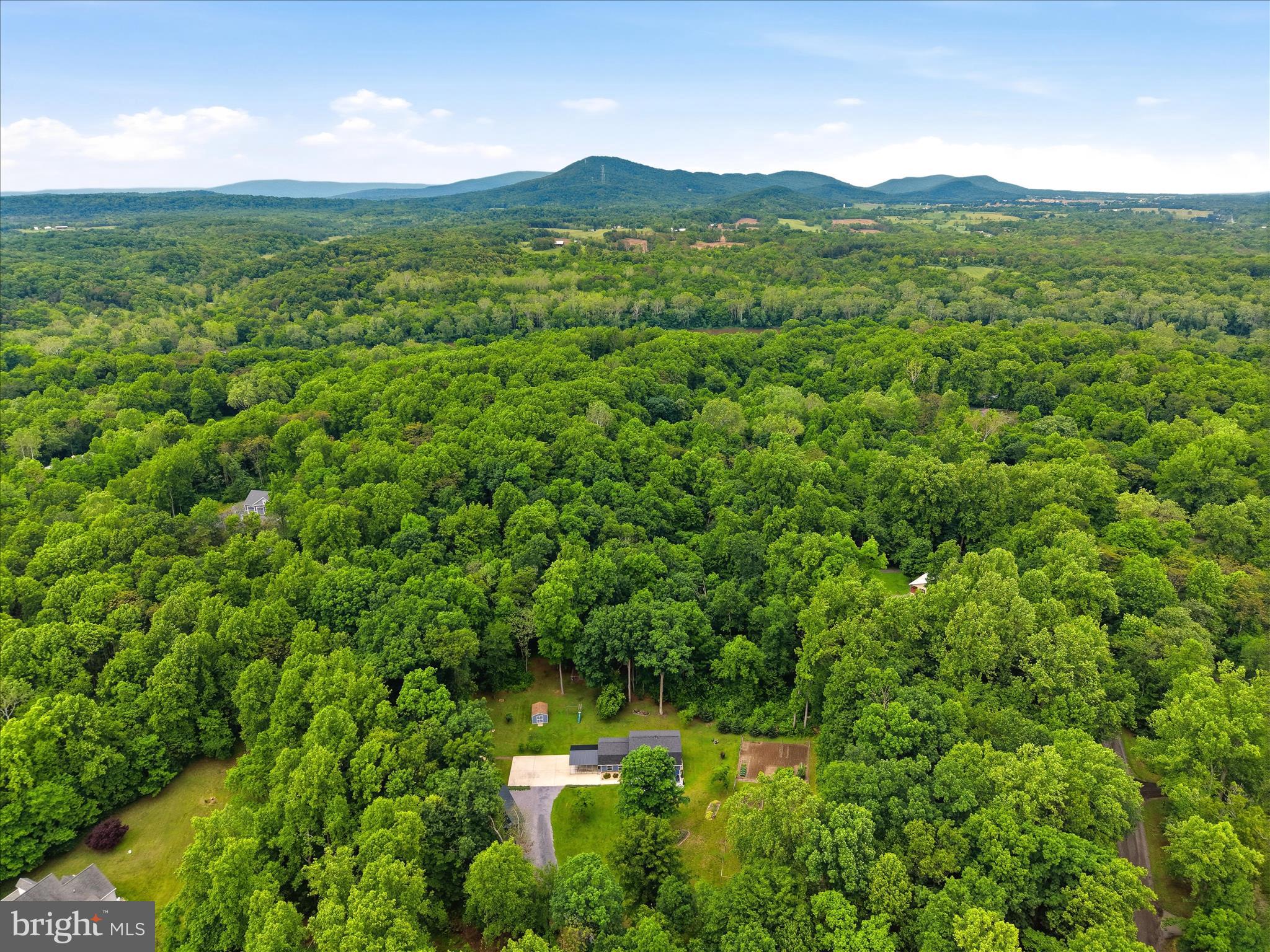 BROOKSTONE - Residential