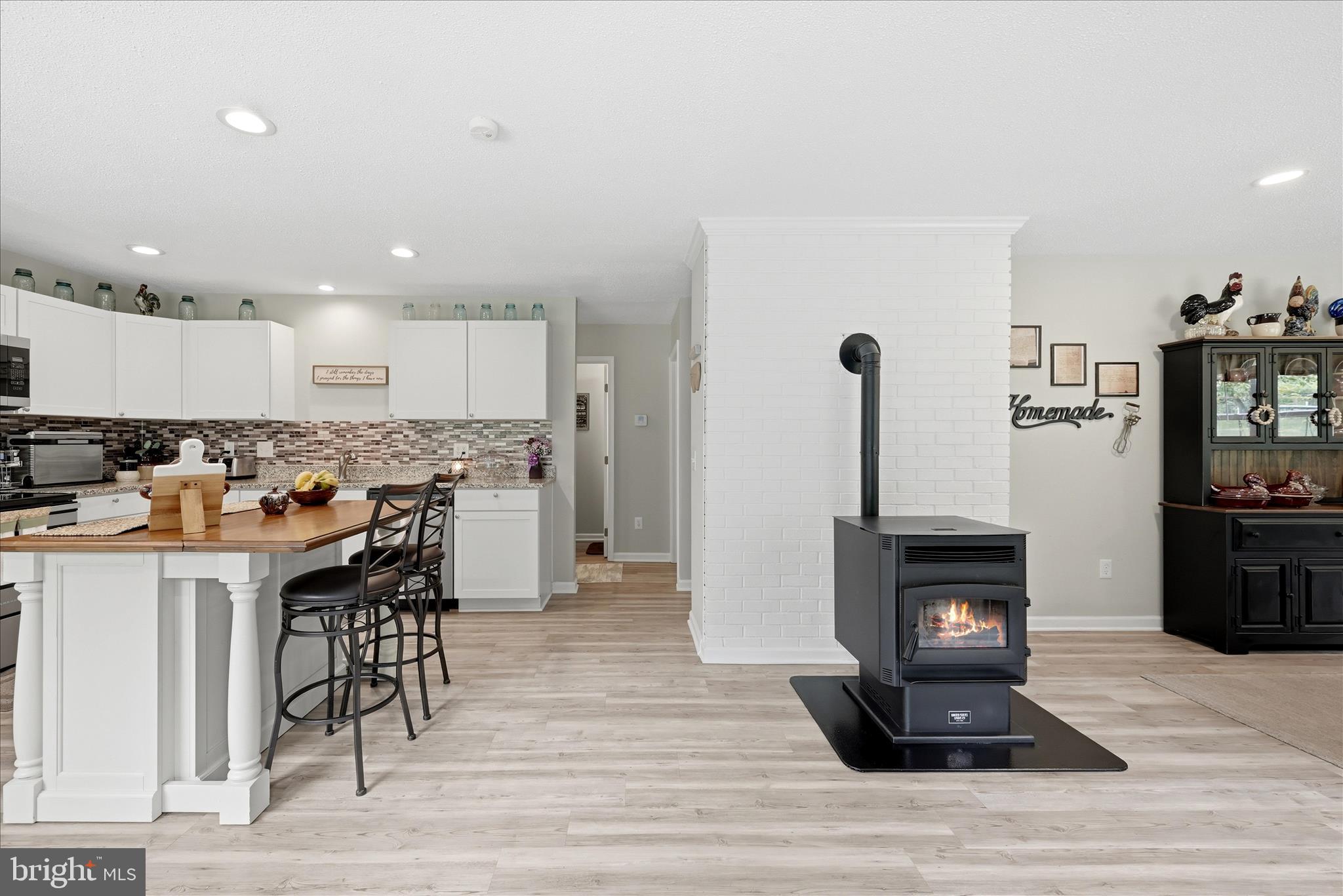 BROOKSTONE - Residential