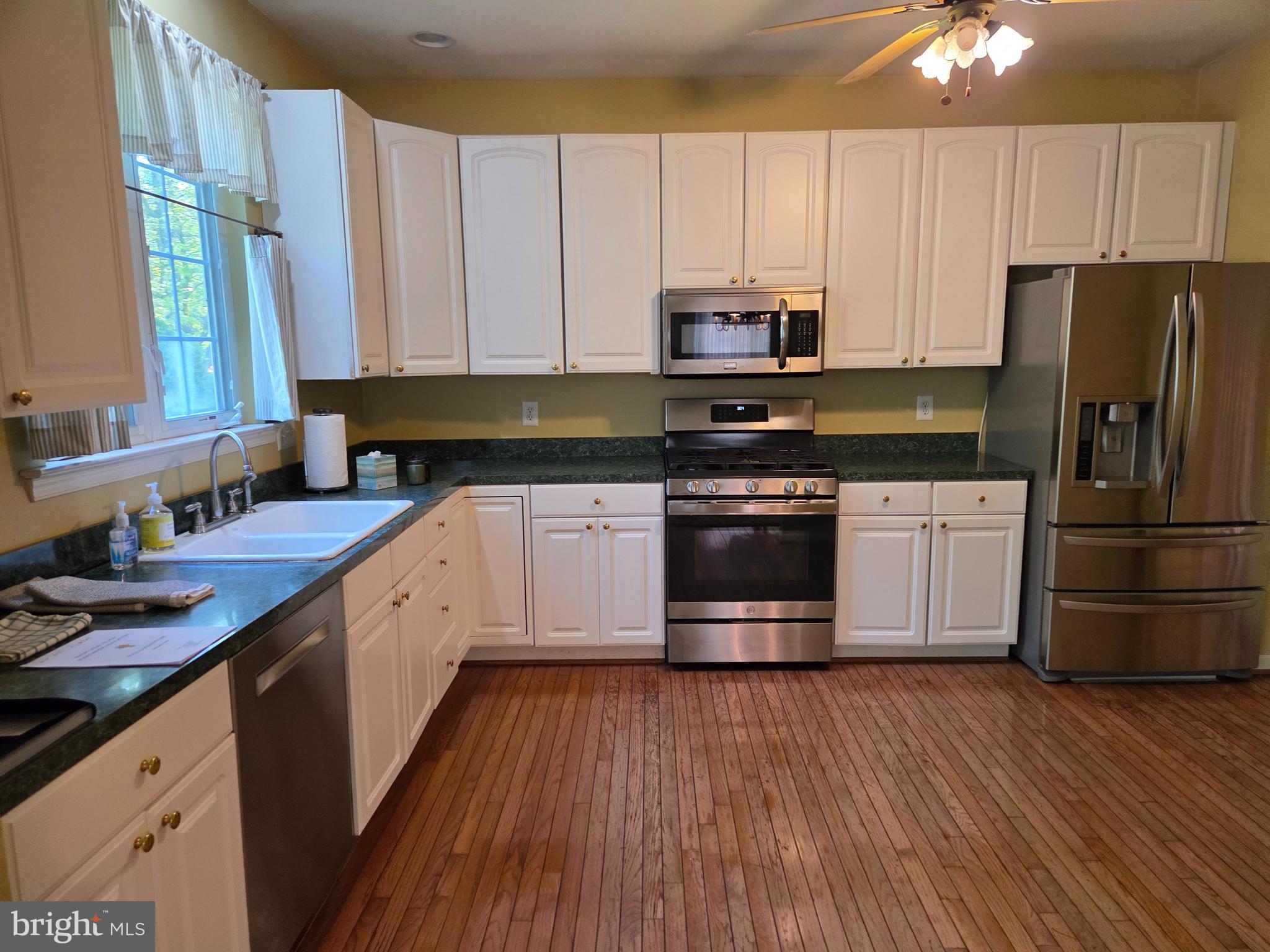 WHEATSHEAF VILLAGE - Residential