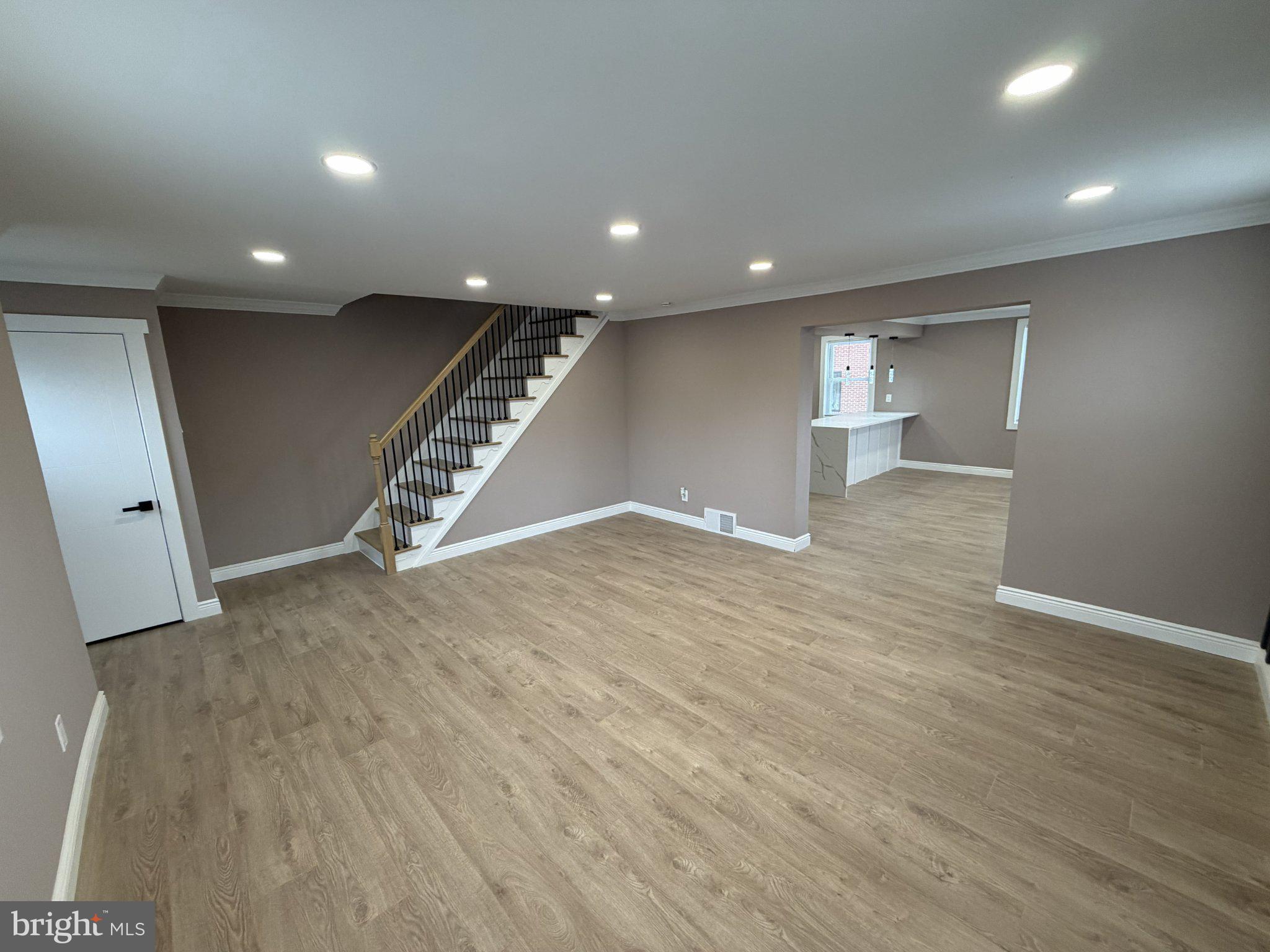 6101 MAGNOLIA STREET