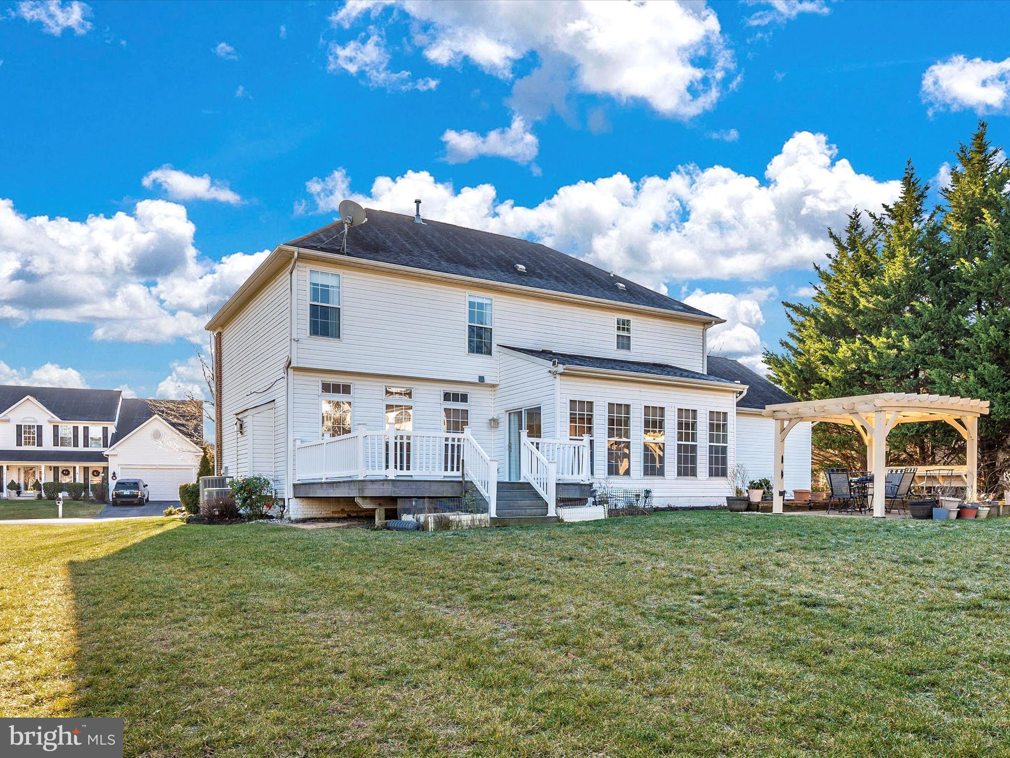 HAMPTONS OF BRIGHTWOOD - Residential