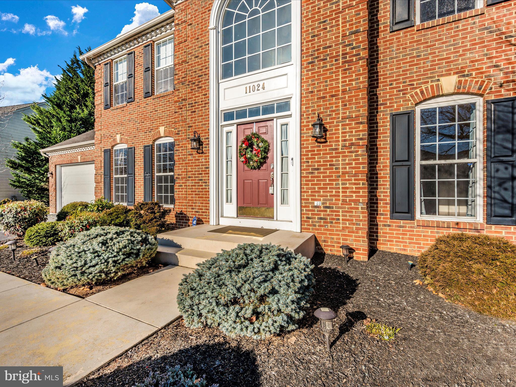 HAMPTONS OF BRIGHTWOOD - Residential