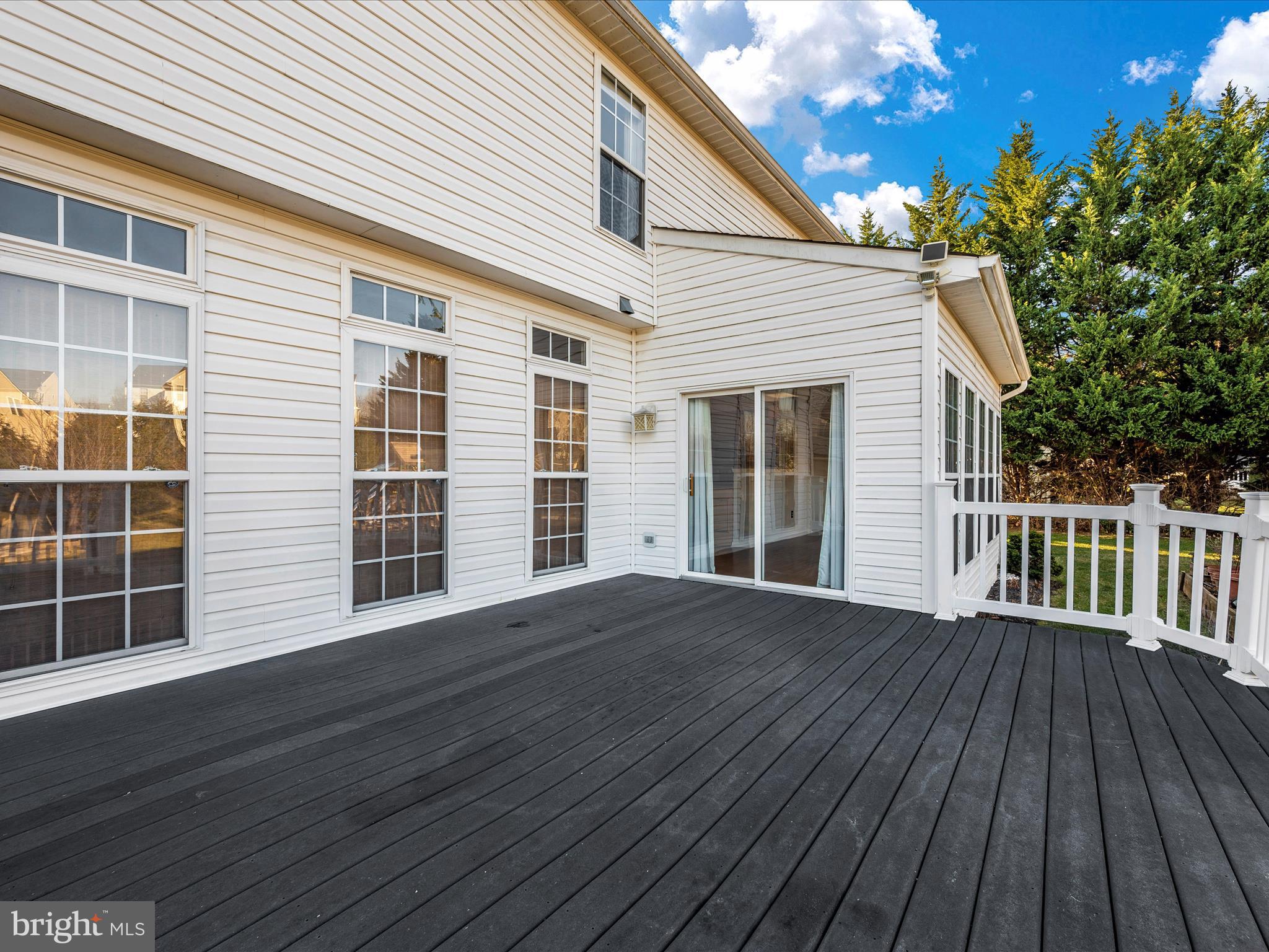 HAMPTONS OF BRIGHTWOOD - Residential