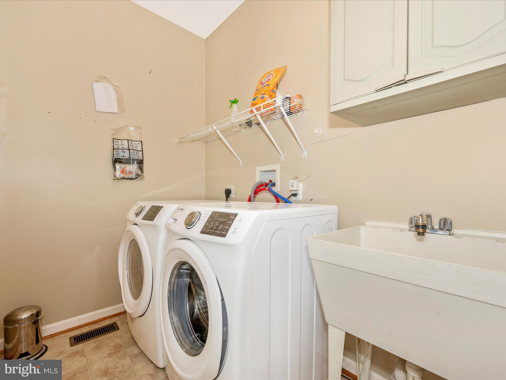 HAMPTONS OF BRIGHTWOOD - Residential