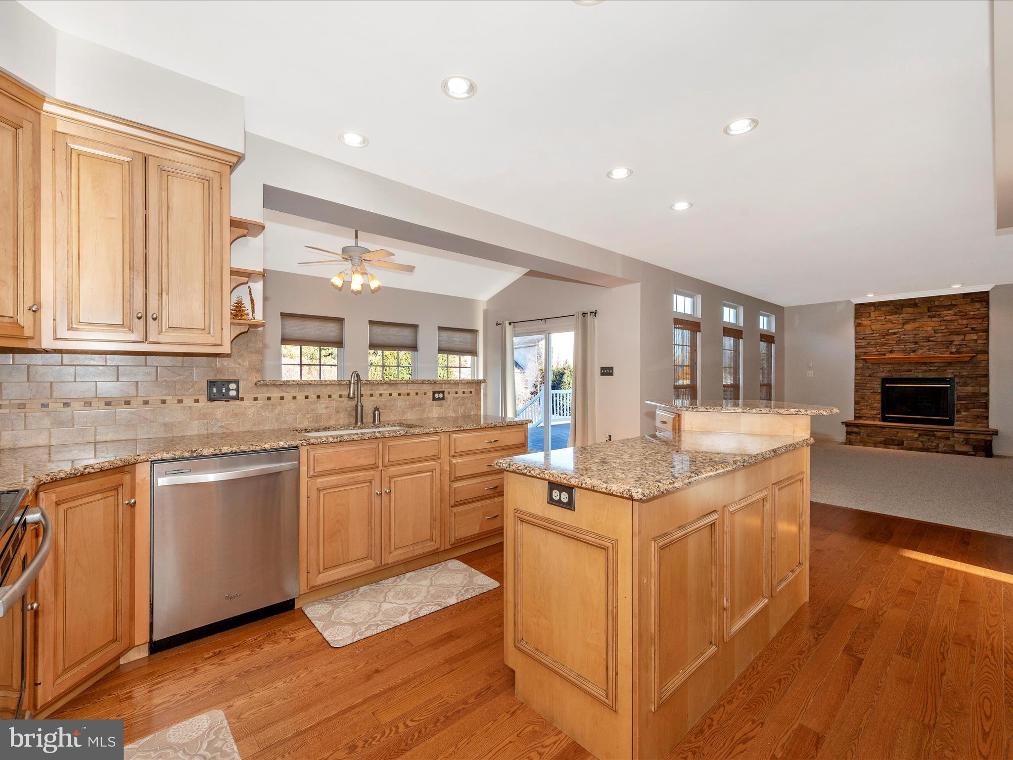 HAMPTONS OF BRIGHTWOOD - Residential