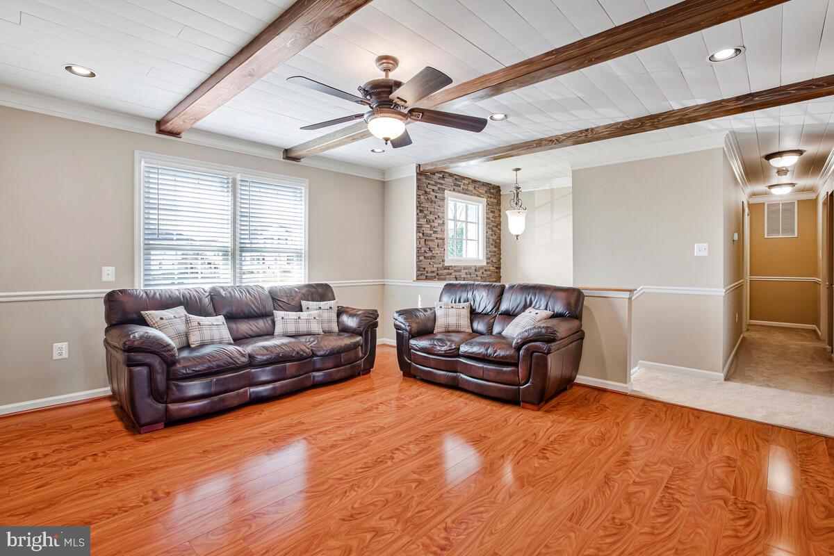 WOODLAND PARK - Residential