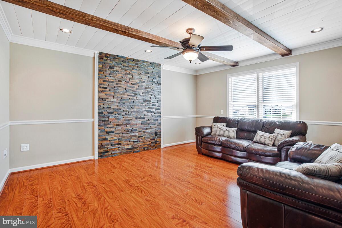 WOODLAND PARK - Residential