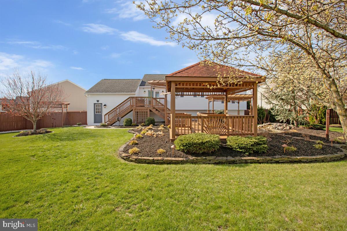 WOODLAND PARK - Residential