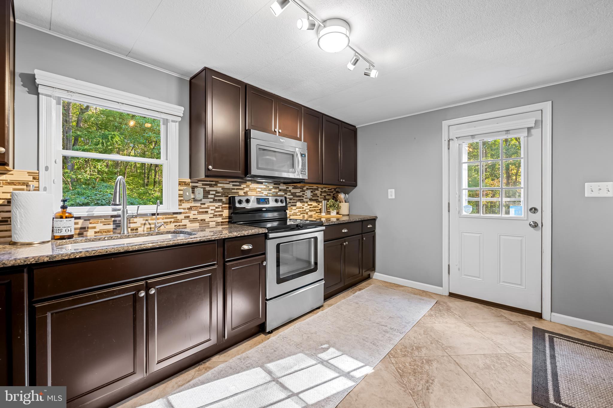 PARKTON - Residential