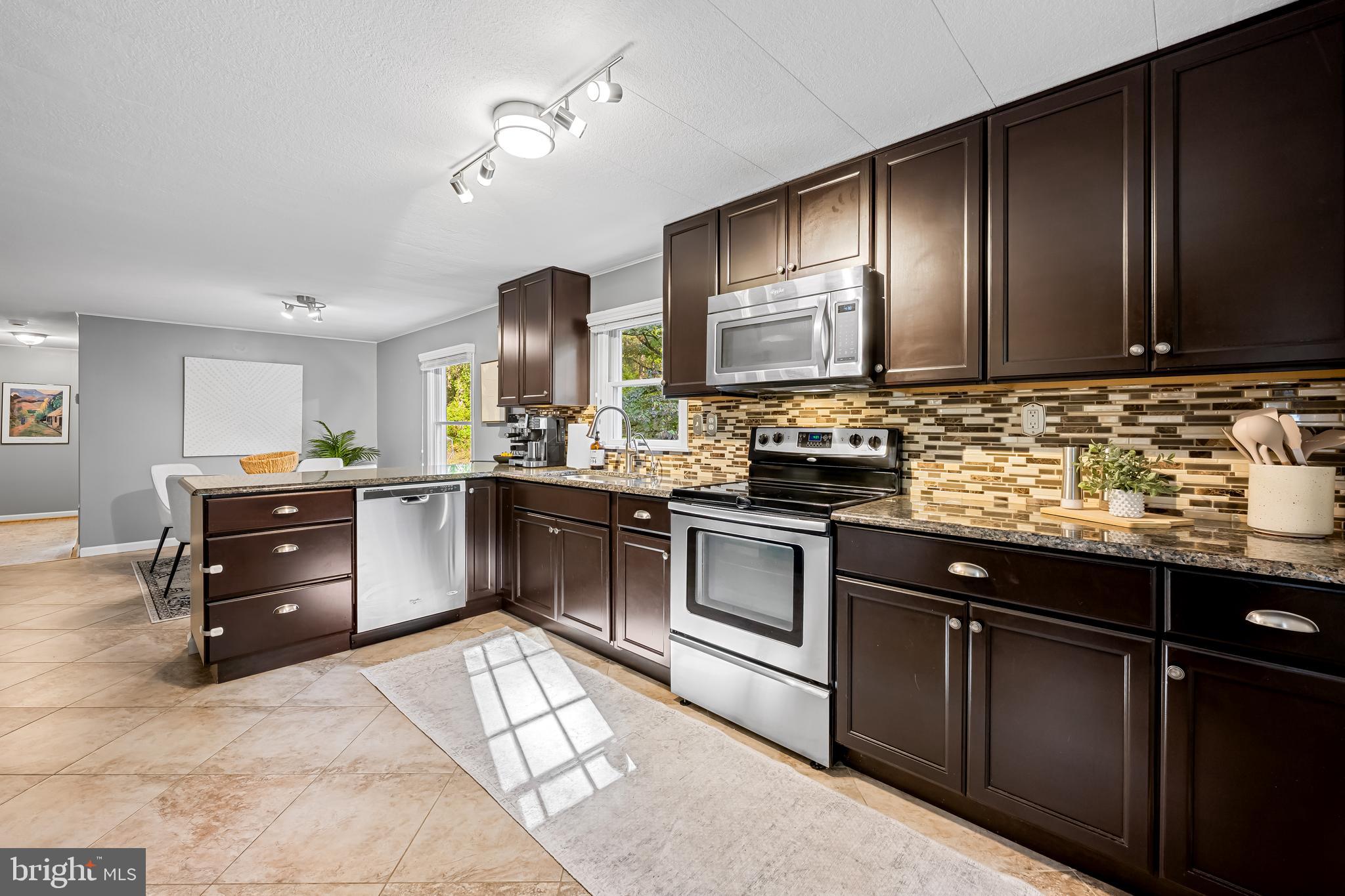 PARKTON - Residential