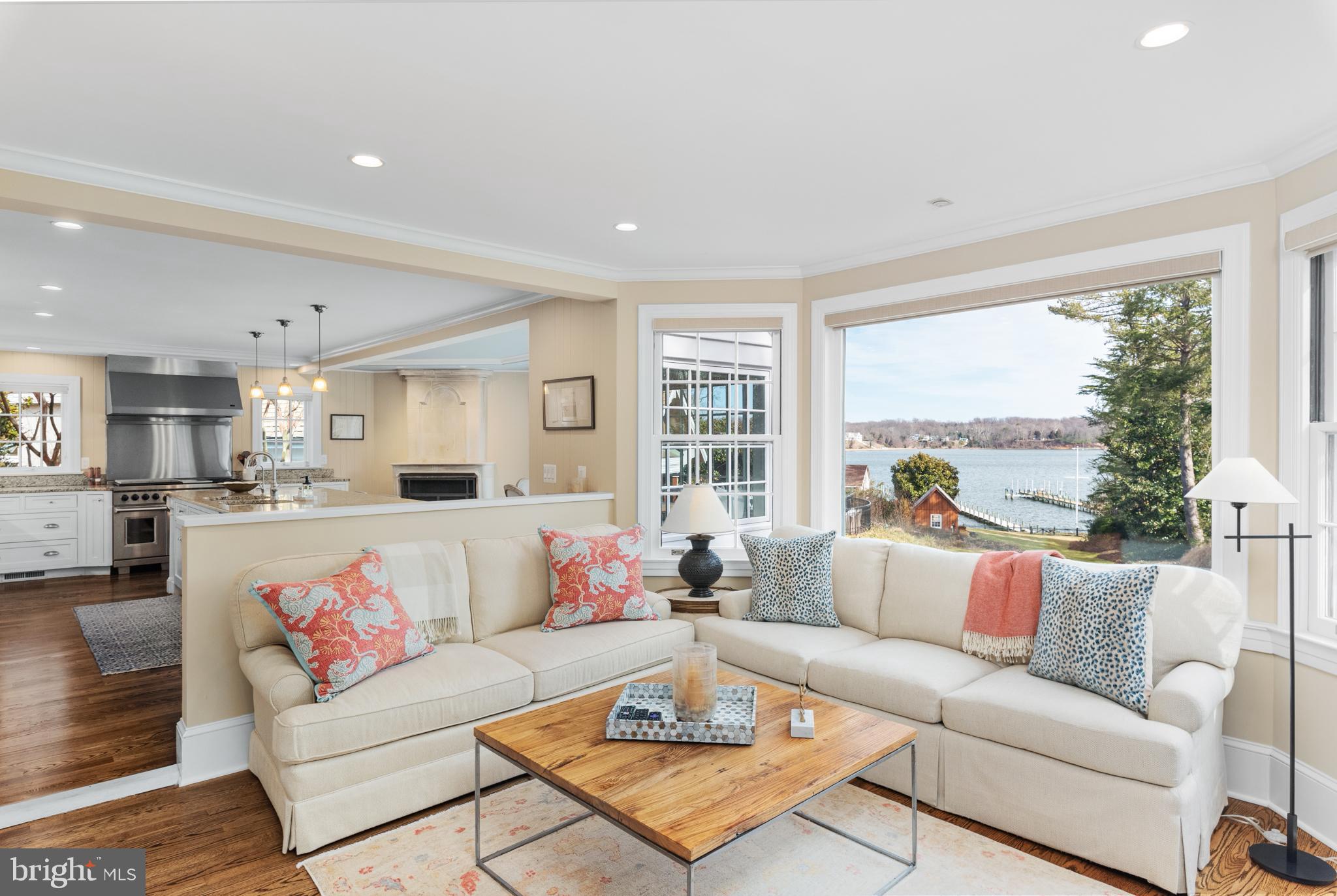 WARDOUR - Residential