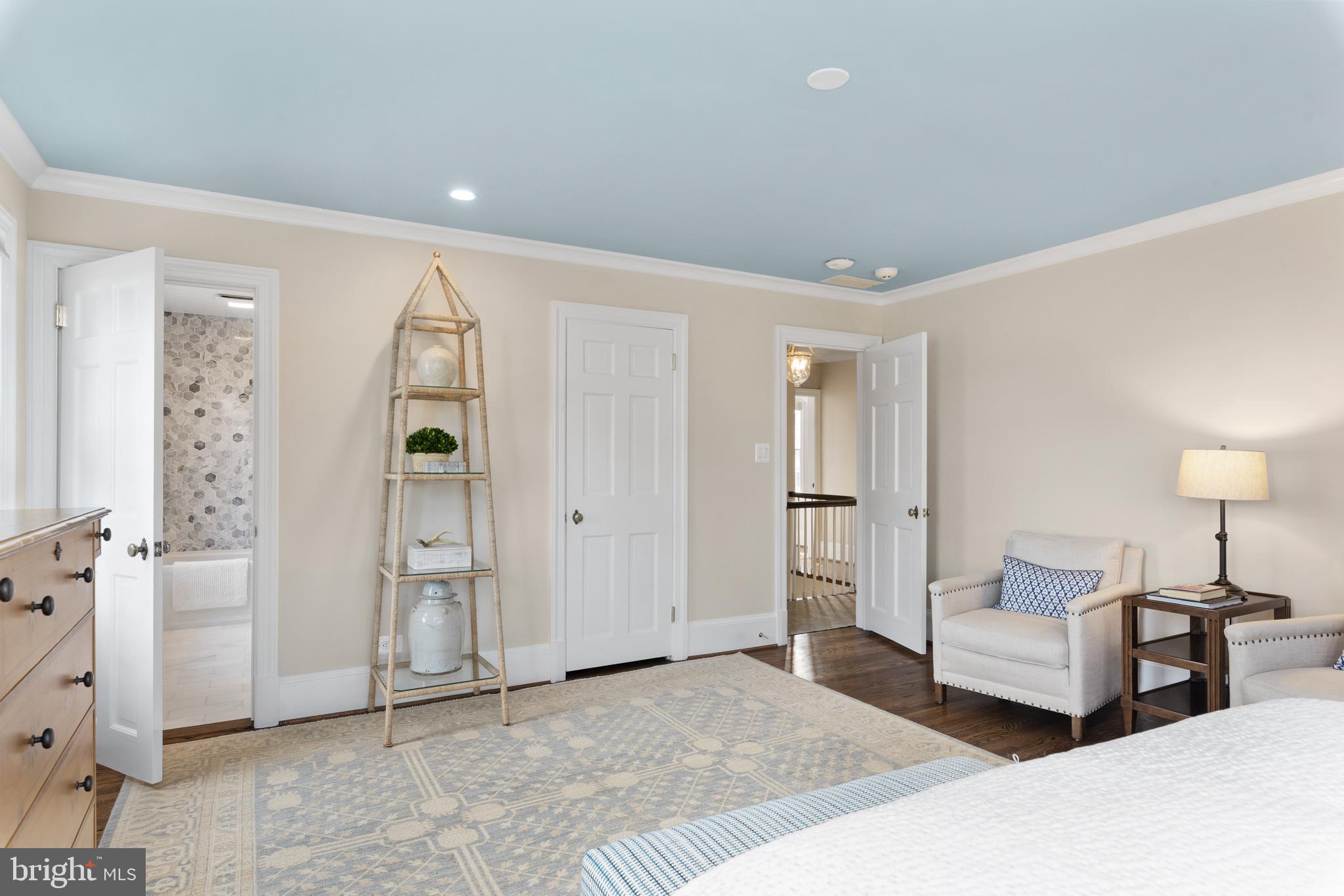 WARDOUR - Residential