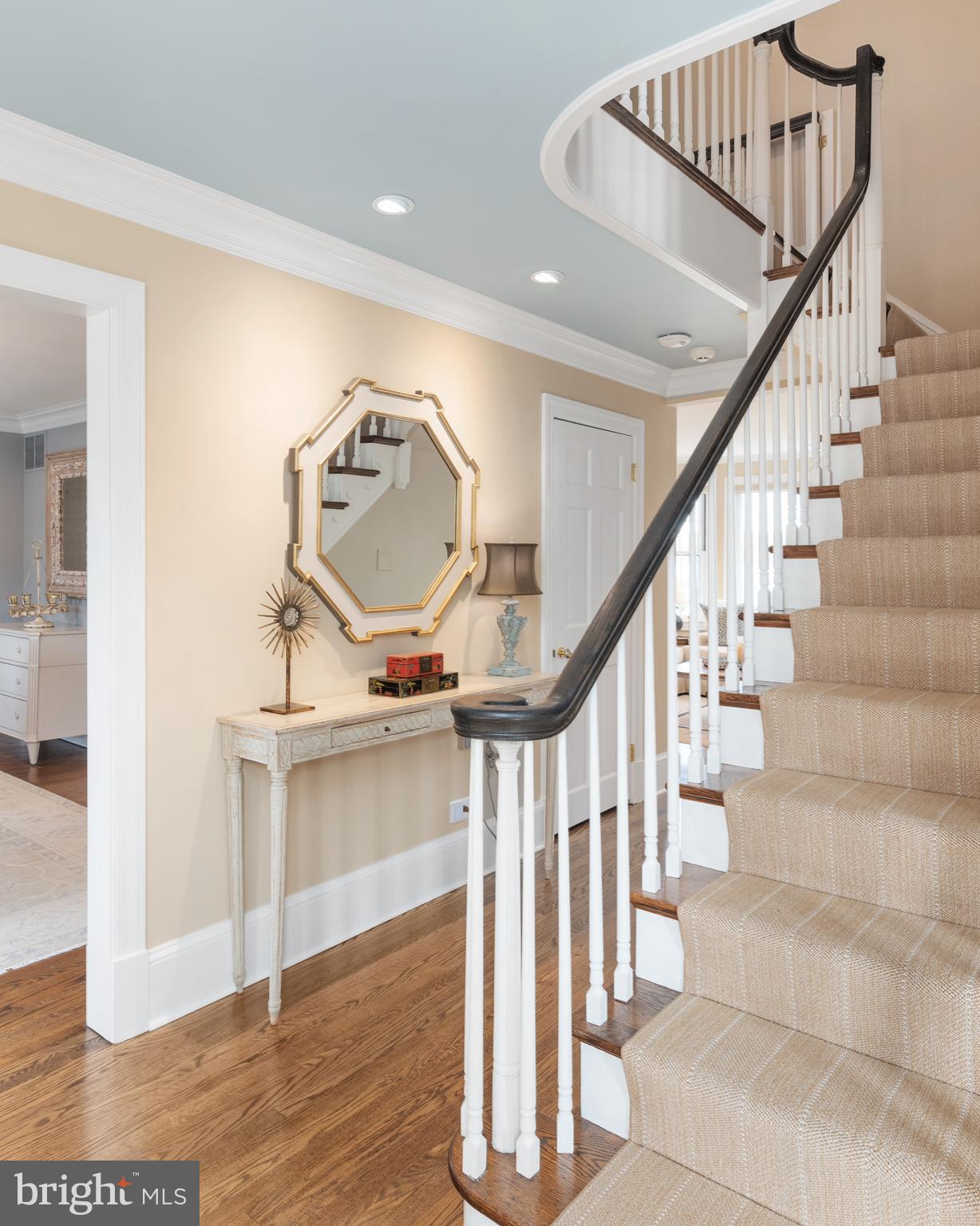 WARDOUR - Residential