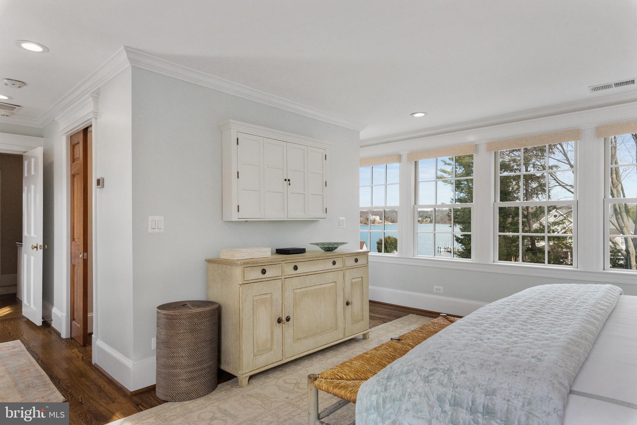 WARDOUR - Residential