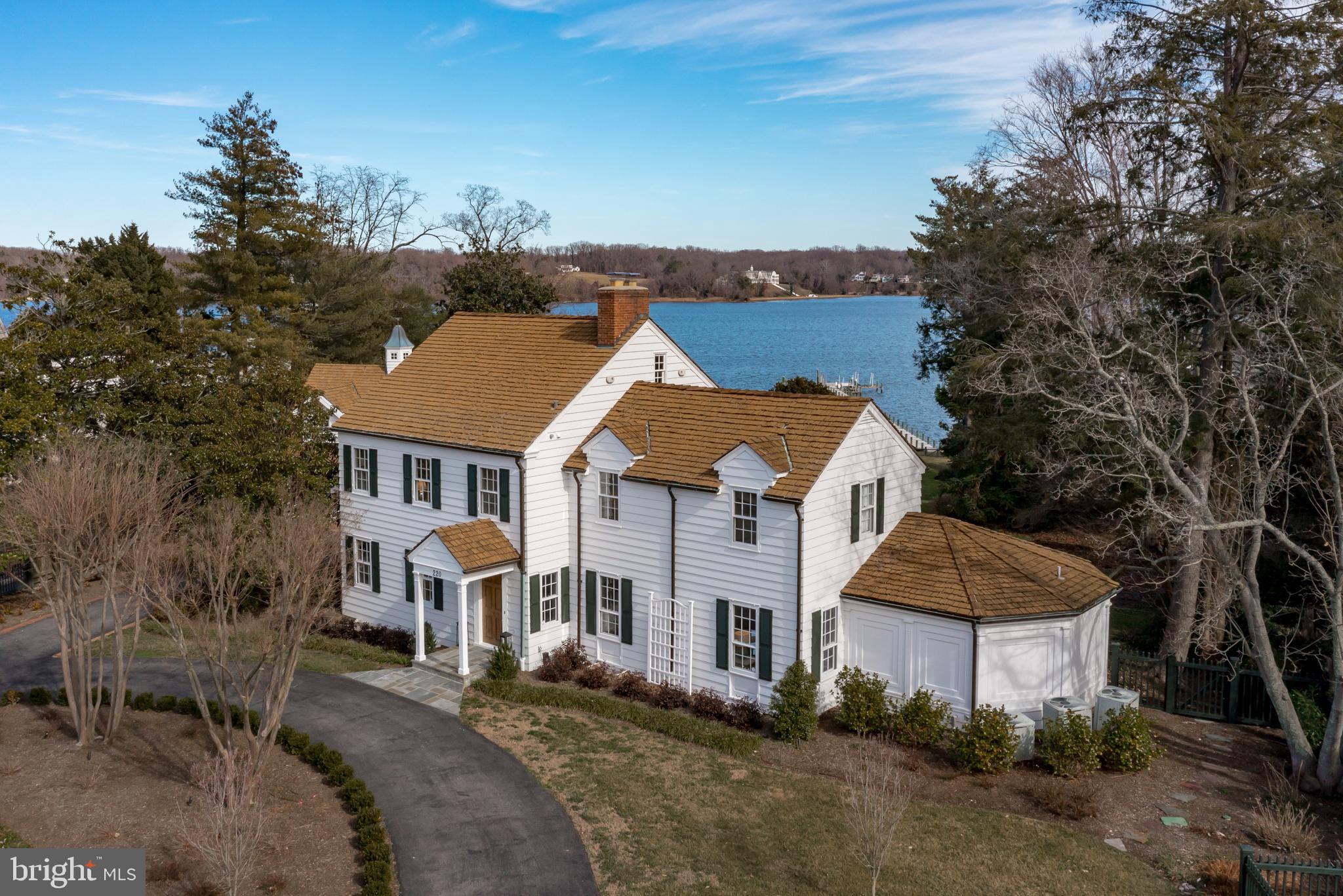 WARDOUR - Residential